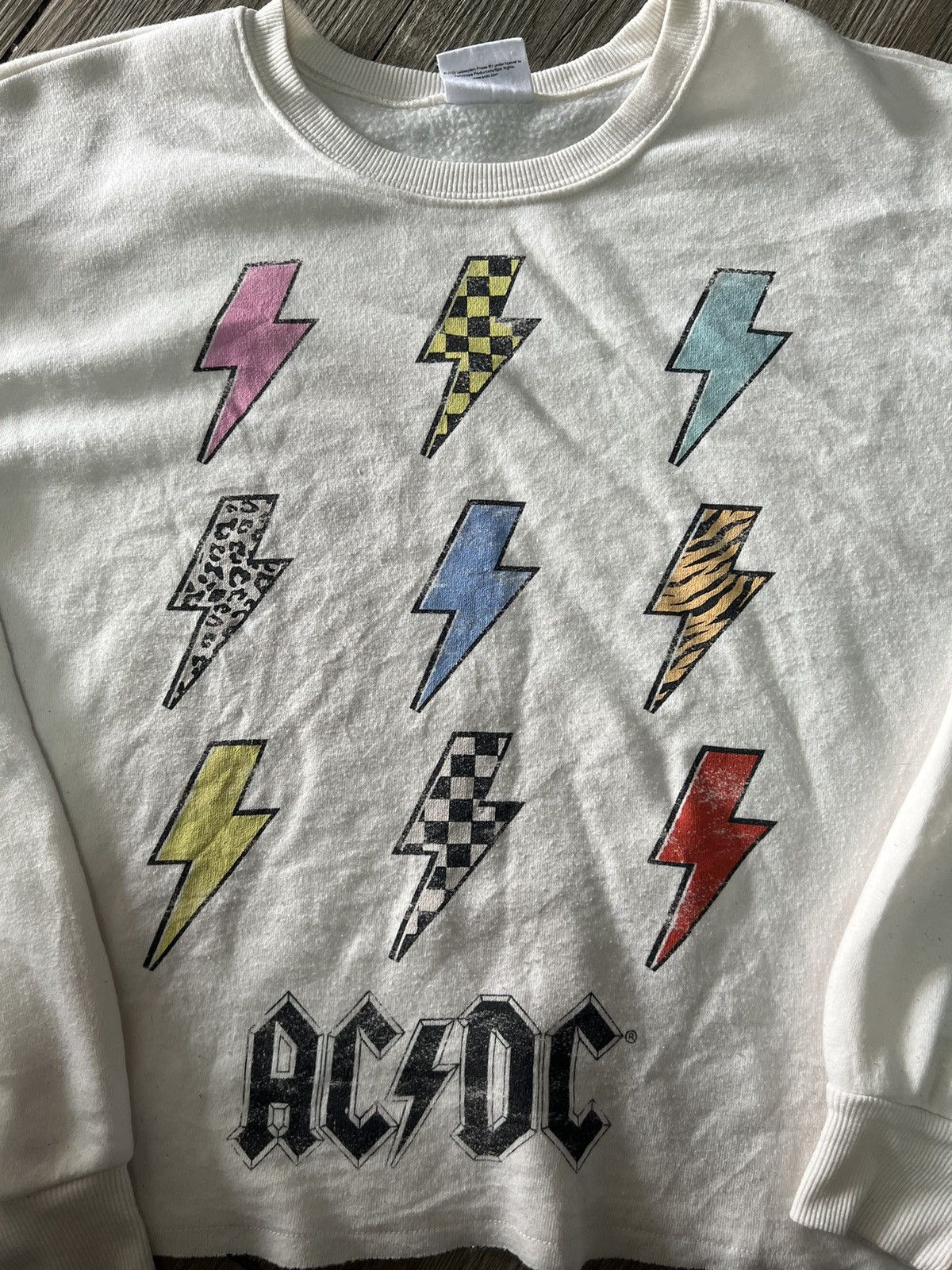 AC/DC × Band Tees ACDC Crops Tops Sweatshirt Size XL / US 12-14 / IT 48-50 - 2 Thumbnail
