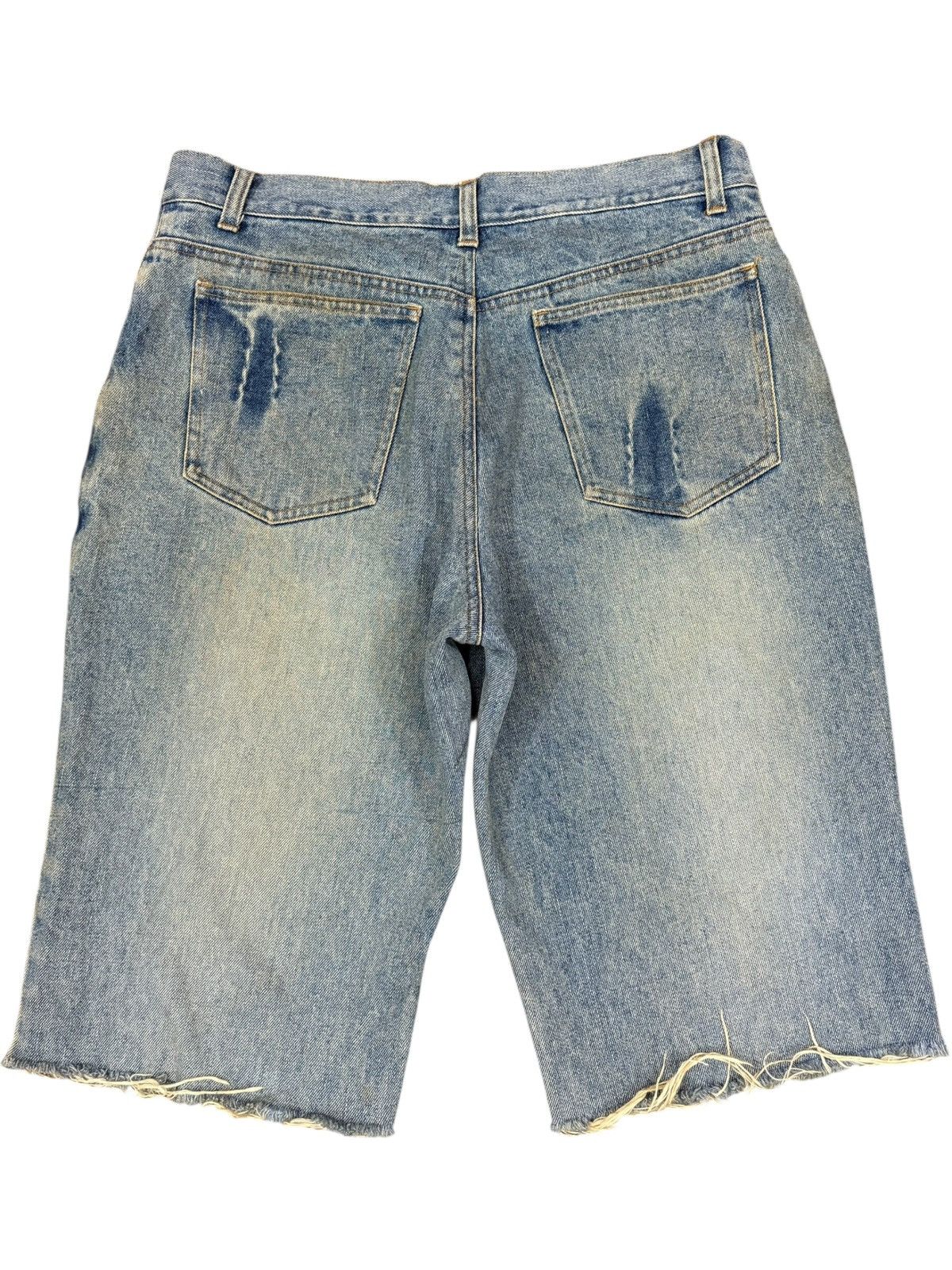Japanese Brand Vintage Japanese Mud Wash Distress Loose Jean Shorts Jorts Size US 32 / EU 48 - 2 Thumbnail