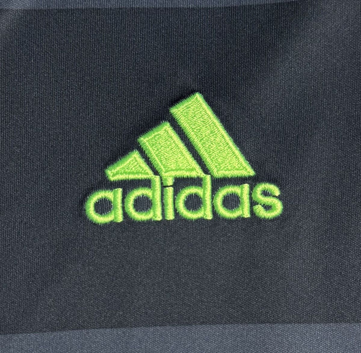 Adidas Wales 2016 2017 Away Football Shirt Soccer Jersey Adidas Size US M / EU 48-50 / 2 - 6 Thumbnail