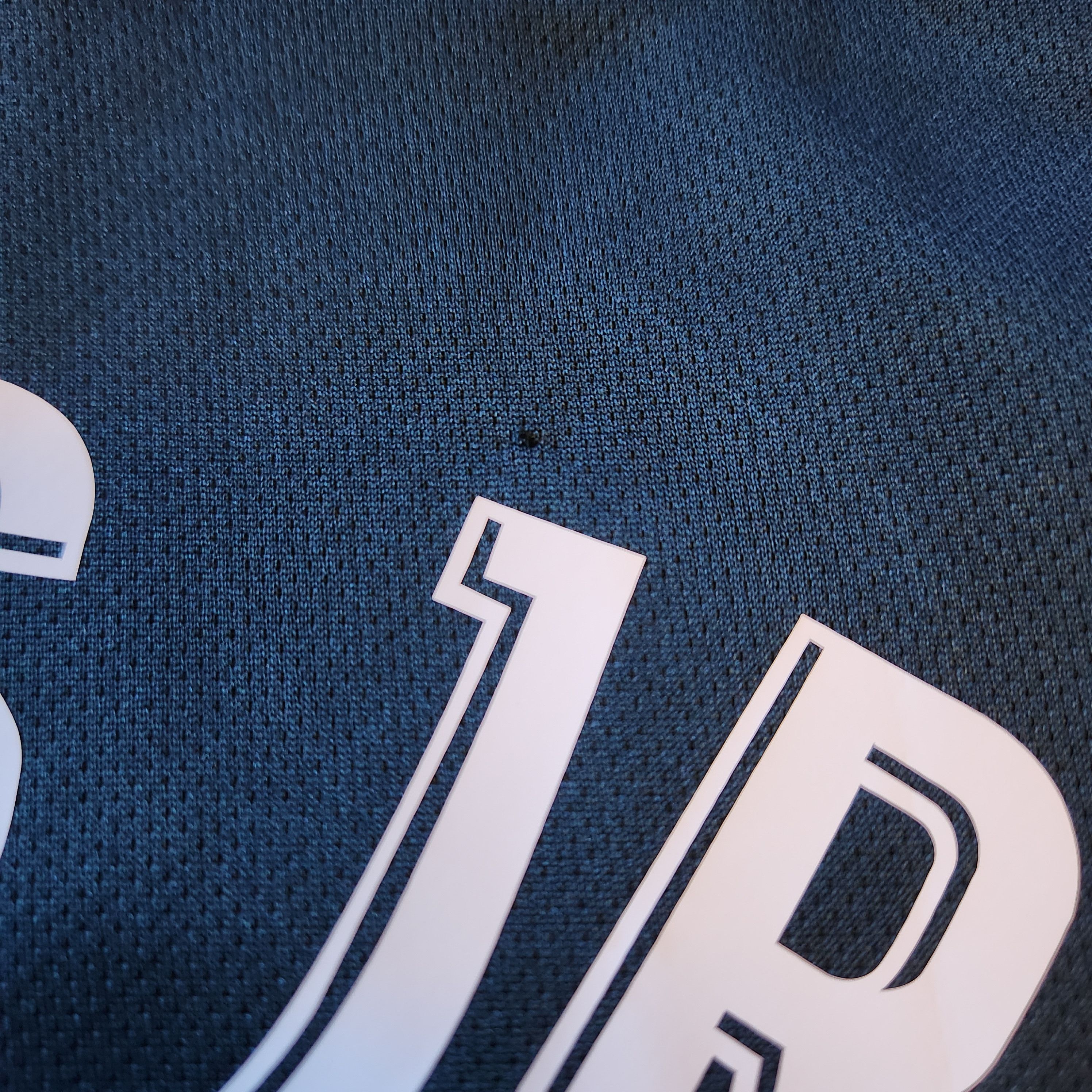 Adidas Authentic Real Madrid VINICIUS Jr 2018-2019 Away Jersey Size US S / EU 44-46 / 1 - 5 Thumbnail