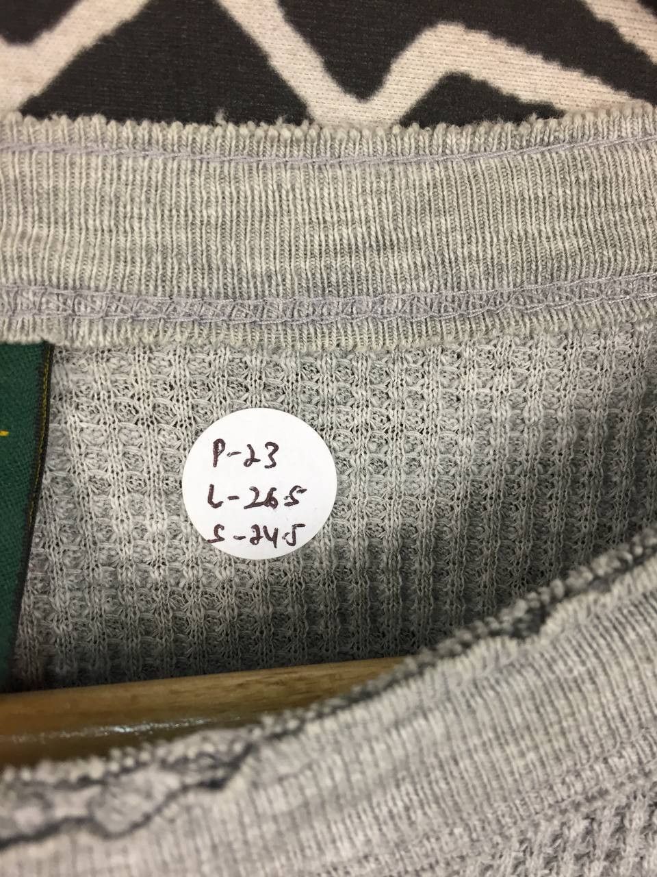Uniqlo Uniqlo Authentic Original Wash Waffle Knit Henley Tee Size US XL / EU 56 / 4 - 13 Thumbnail