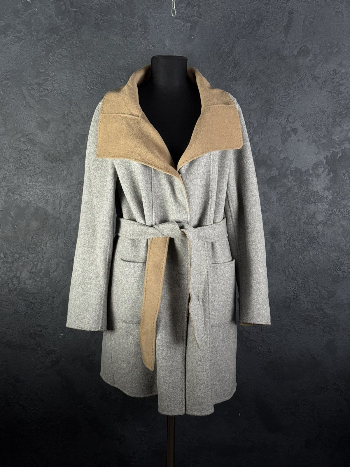 Weekend Max Mara Max Mara Cucito A Mano Wool Long Coat Belted Reversible Size XL / US 12-14 / IT 48-50 - 2 Thumbnail