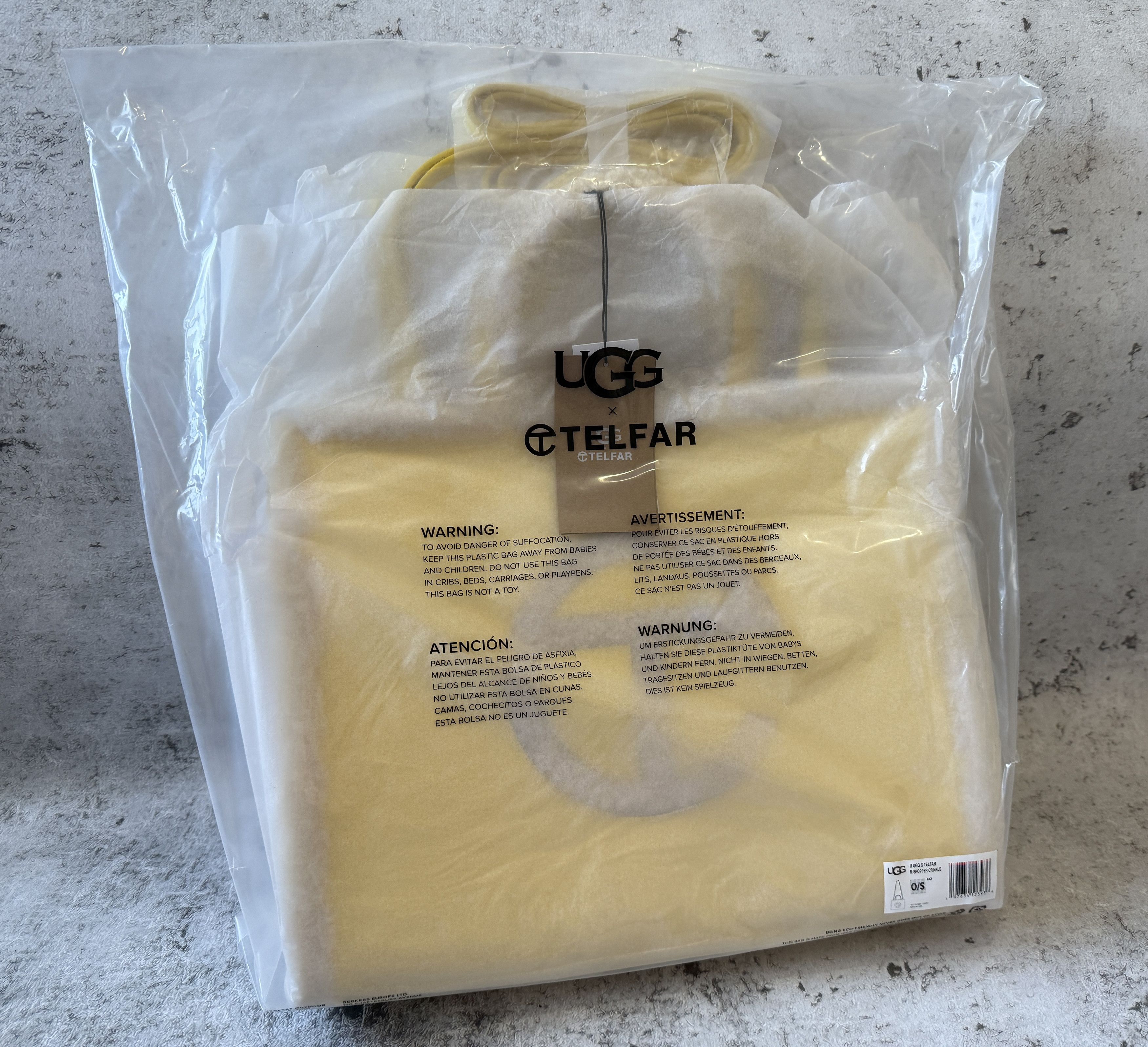 Telfar × Ugg UGG X TELFAR MEDIUM SHOPPER CRINKLE YELLOW TAX Size ONE SIZE - 9 Thumbnail