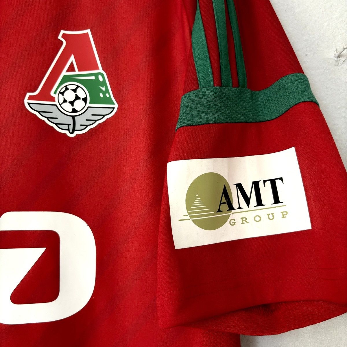 Adidas 2015 2016 Lokomotiv Durica SIGNED Adidas Home Soccer Jersey Size US M / EU 48-50 / 2 - 4 Thumbnail