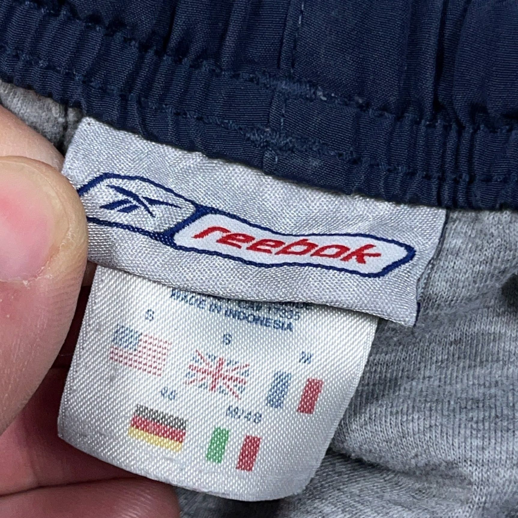 Reebok VINTAGE Reebok Pants Men S Blue Windbreakers Track Suit Joggers Y2K Lined Size 36R - 5 Thumbnail