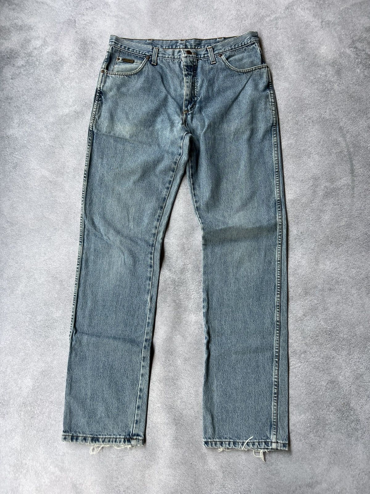 Wrangler 💙VINTAGE HYPE DISTRESSED y2k STYLE WRANGLER BLUE DENOM JEANS Size US 36 / EU 52 - 6 Thumbnail