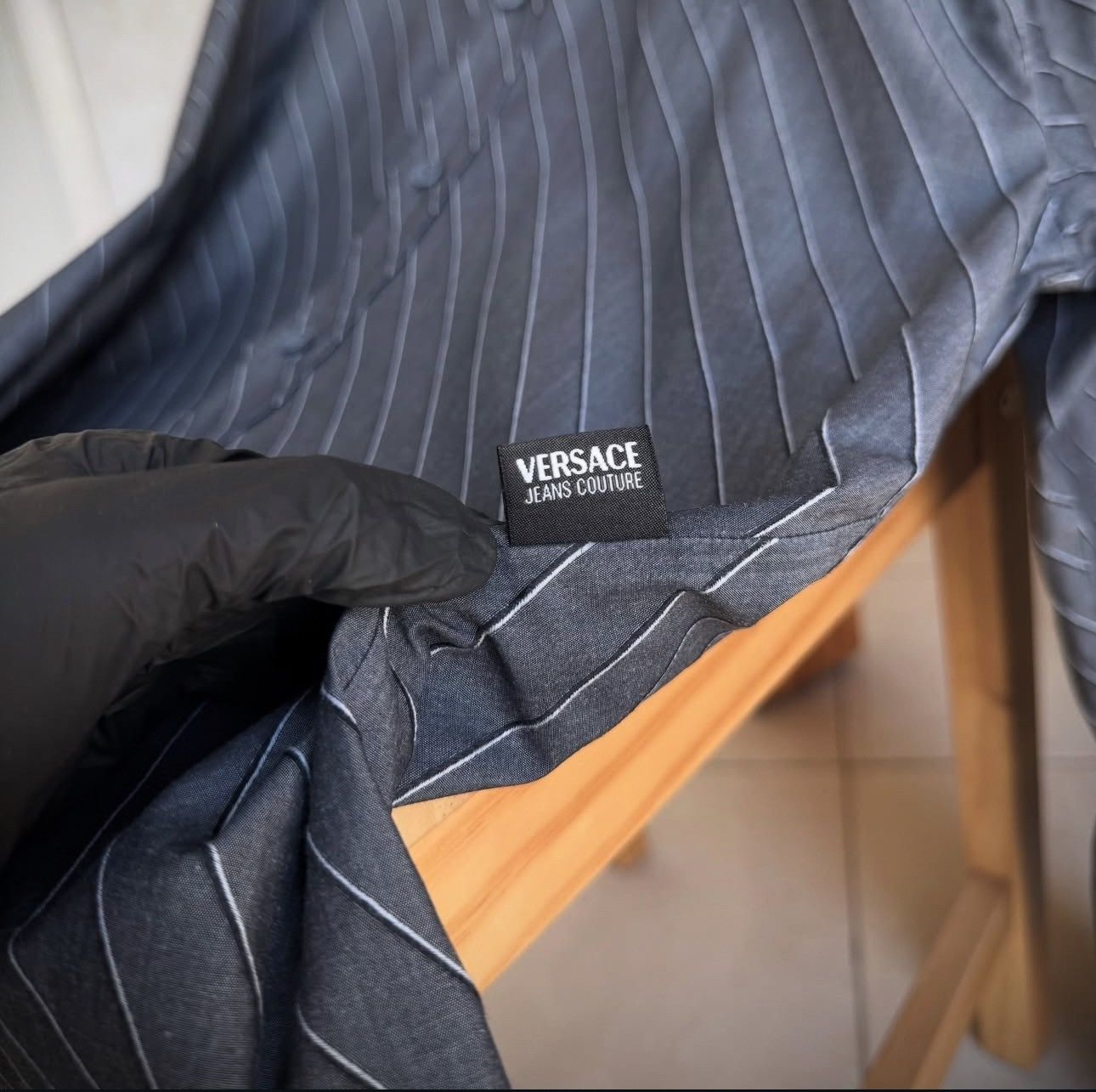 Versace Jeans Couture Versace Jeans Couture Pinstripe Shirt IT L Size US L / EU 52-54 / 3 - 4 Thumbnail
