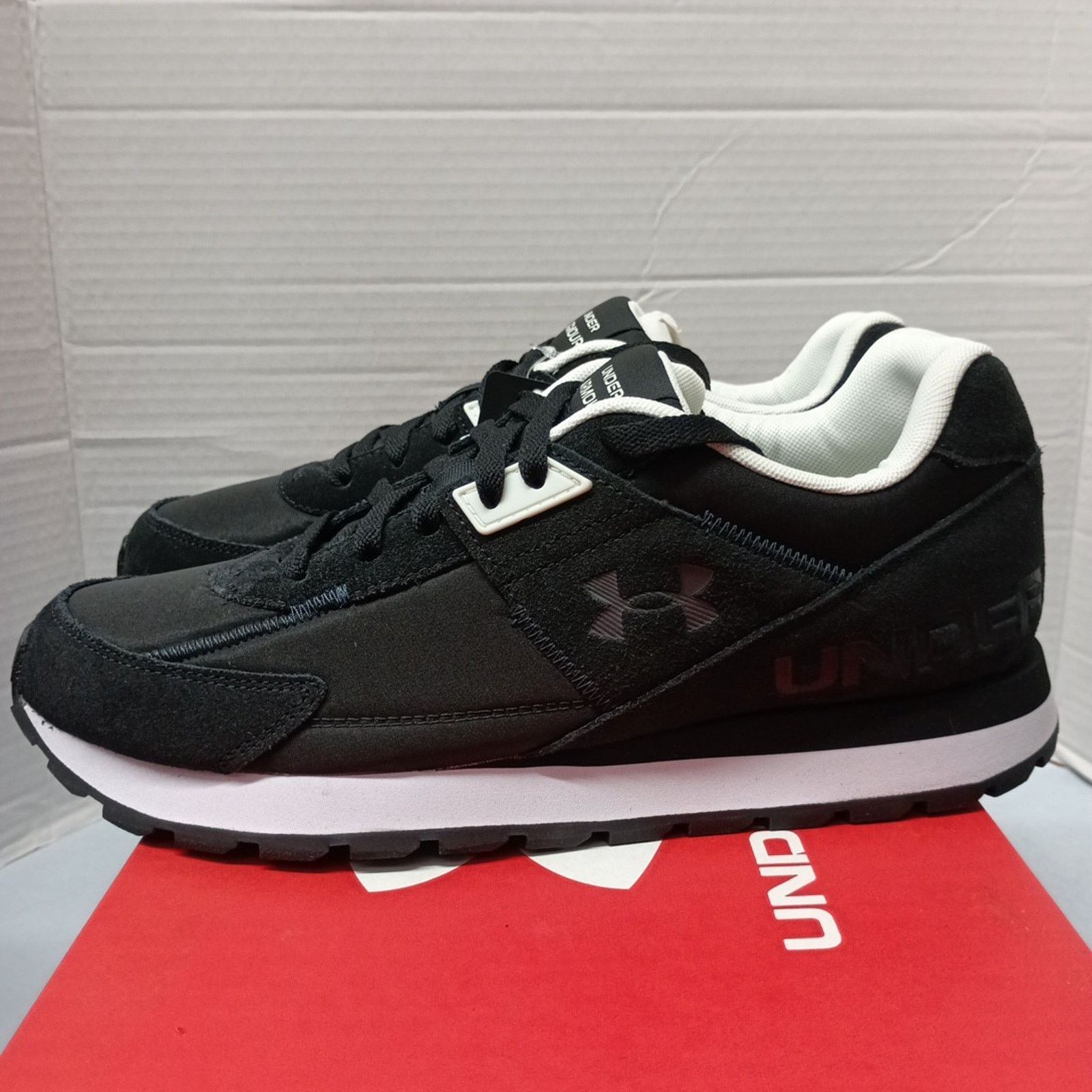 Under Armour New Under Armour Men's Essential Runner Shoes Size 10 Black Size US 10 / EU 43 - 3 Thumbnail
