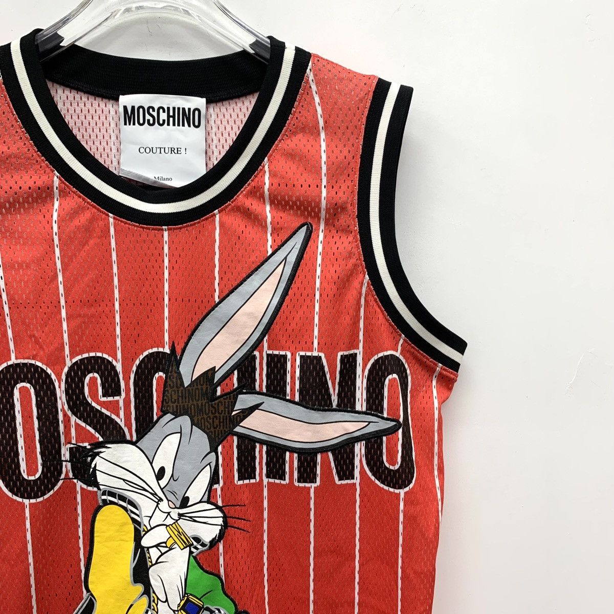Moschino Moschino x Bugs Bunny Sleeveless T-Shirt K26WX Size M / US 6-8 / IT 42-44 - 3 Thumbnail