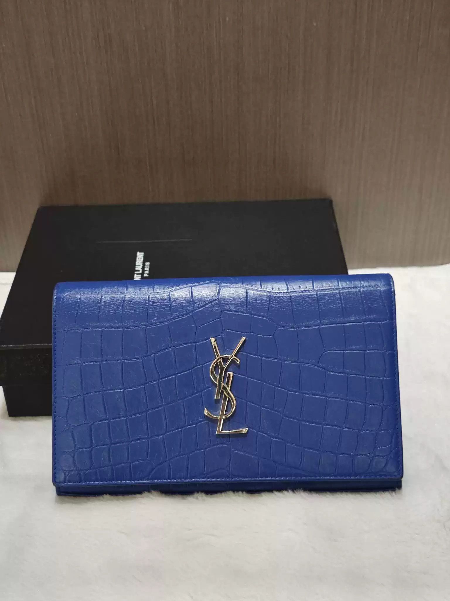 Saint Laurent Paris Pre-loved Bag Very good condition Size ONE SIZE - 1 Thumbnail