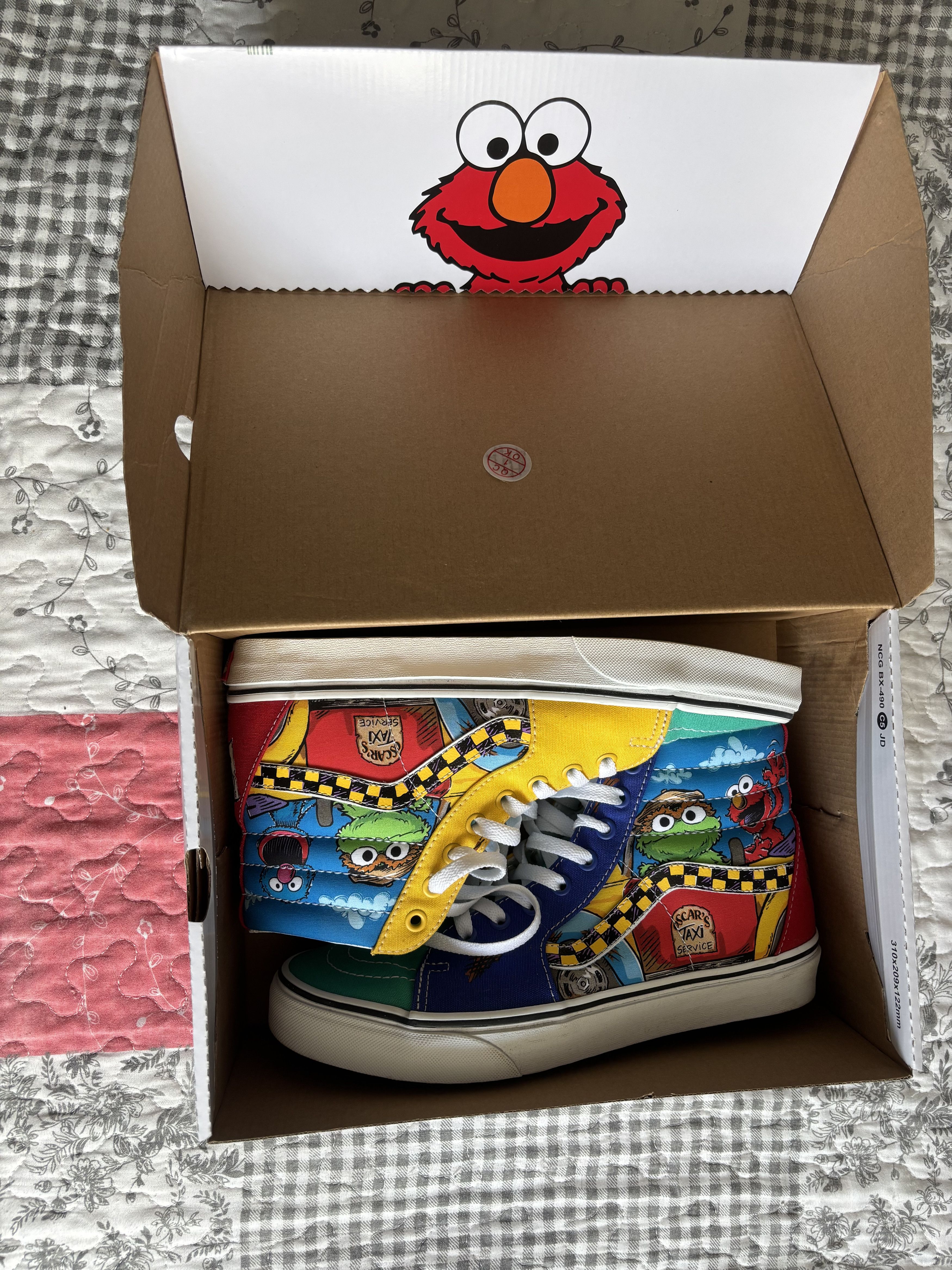 Vans Sk8-hi Sesame Street Multi Size US 8 / EU 41 - 1 Thumbnail