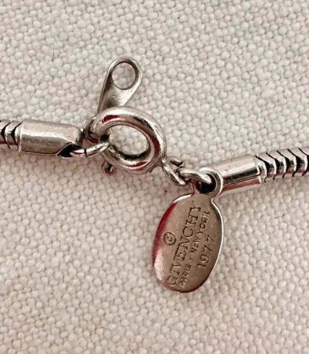 Givenchy Givenchy Necklace Chain Metal Pendant 70s Vintage EX0166 Size ONE SIZE - 5 Thumbnail