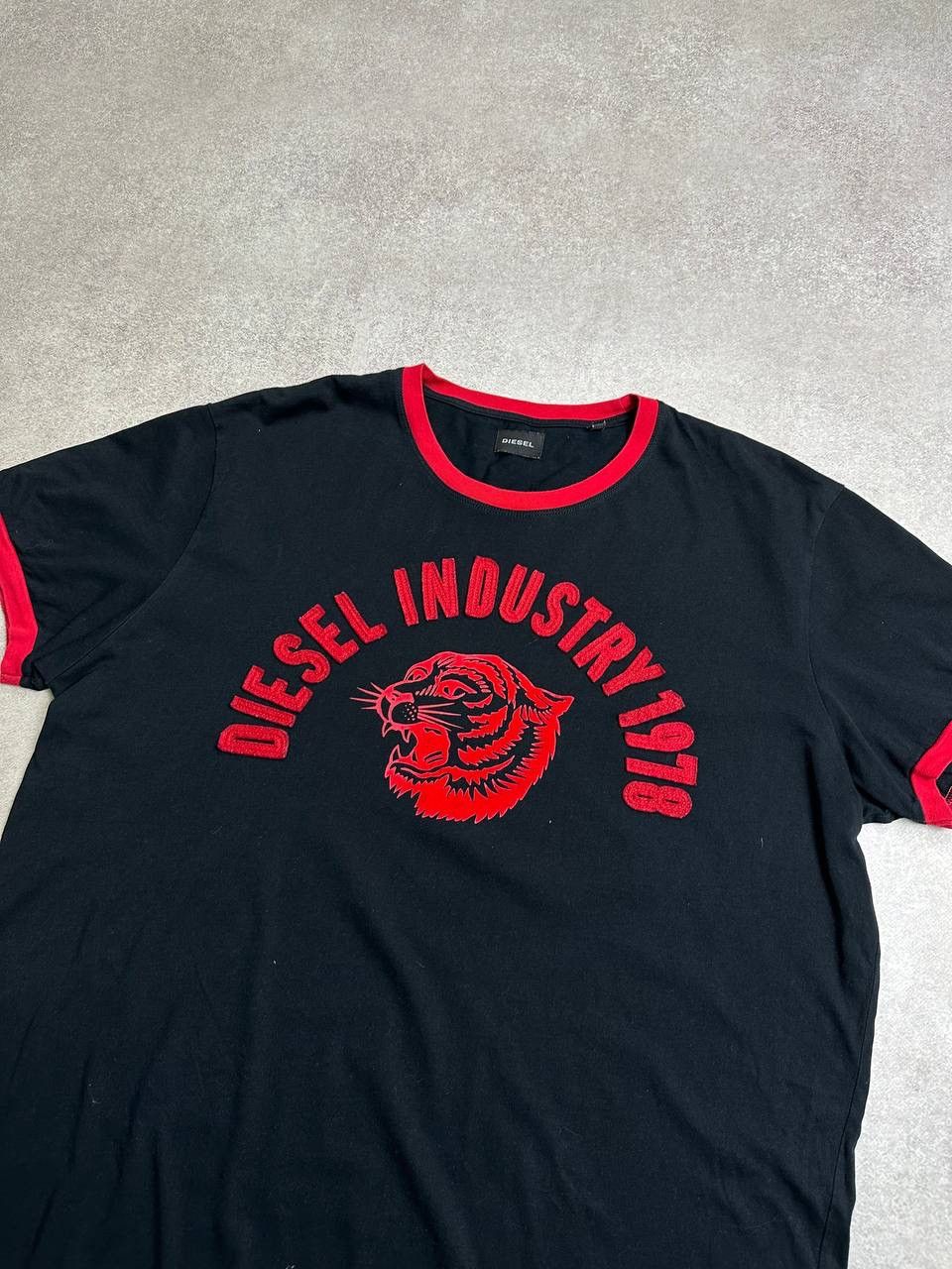 Diesel Vintage Diesel Tiger Beautiful T-shirt XXL Size US XXL / EU 58 / 5 - 3 Thumbnail