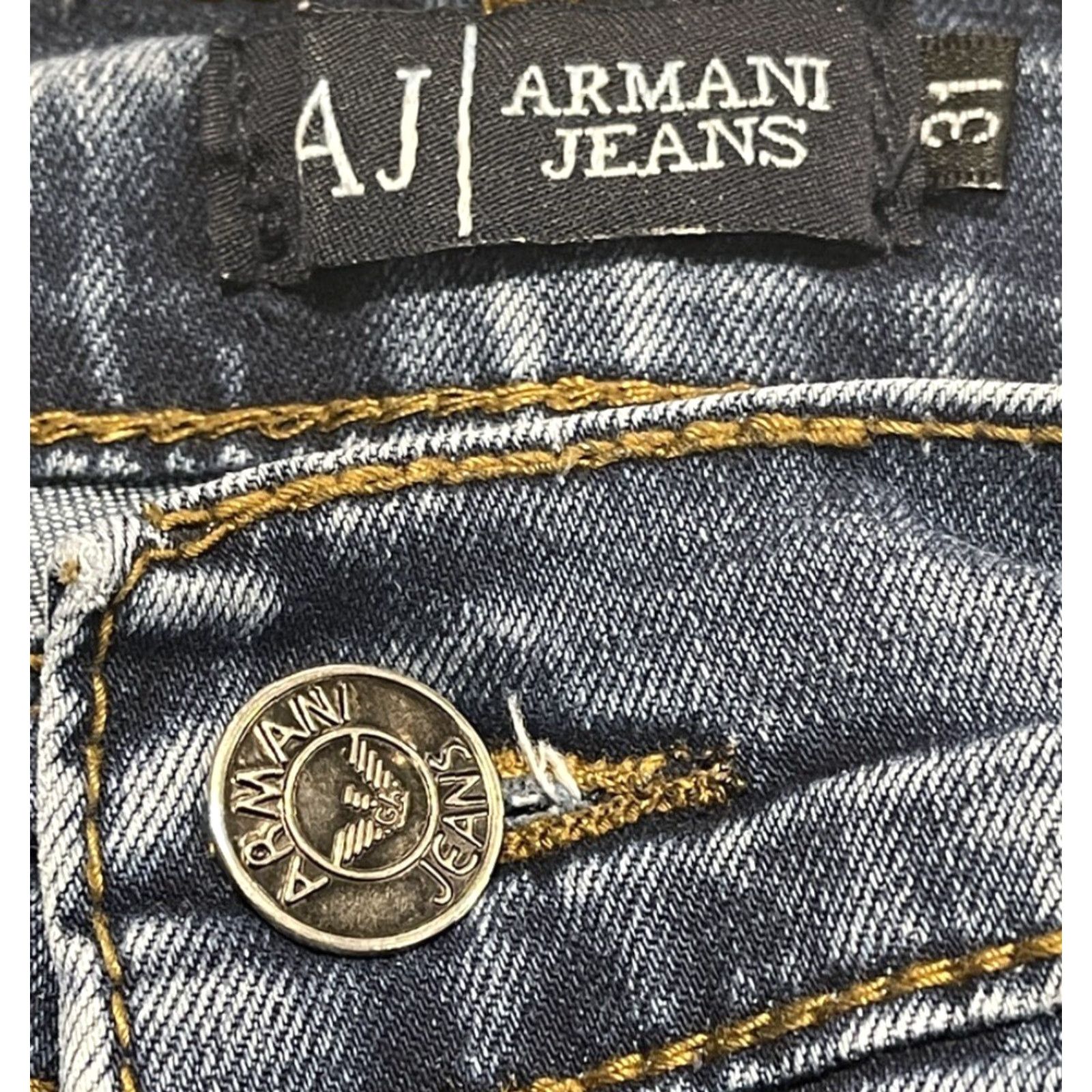 Vintage VINTAGE Armani Jeans Jeans Men 31 31x28 Blue Straight Simin T W31 L28 Button Zip Size US 31 - 2 Thumbnail