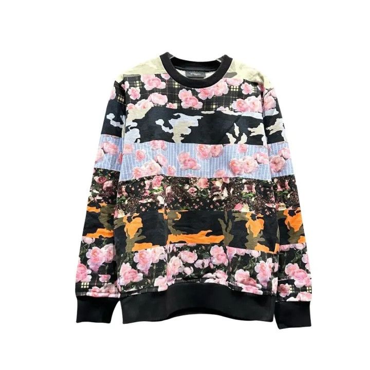 Givenchy Givenchy Floral Patchwork Sweatshirt for Women Size M / US 6-8 / IT 42-44 - 1 Thumbnail