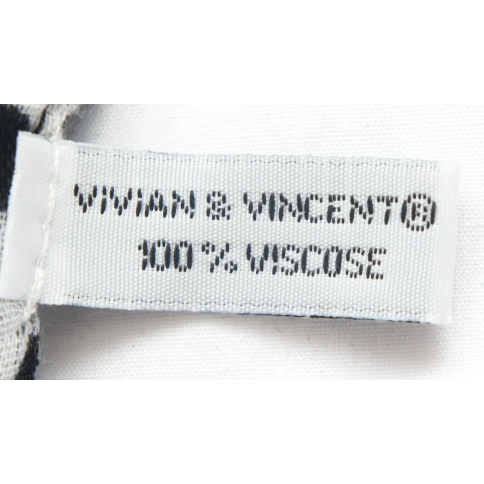 Vintage VINTAGE VIVIAN & VINCENT Cartoon Fox Sheer Infinity Scarf One Size NAVY BLUE Lightweight Soft 100% Viscose Womens Size ONE SIZE - 4 Thumbnail