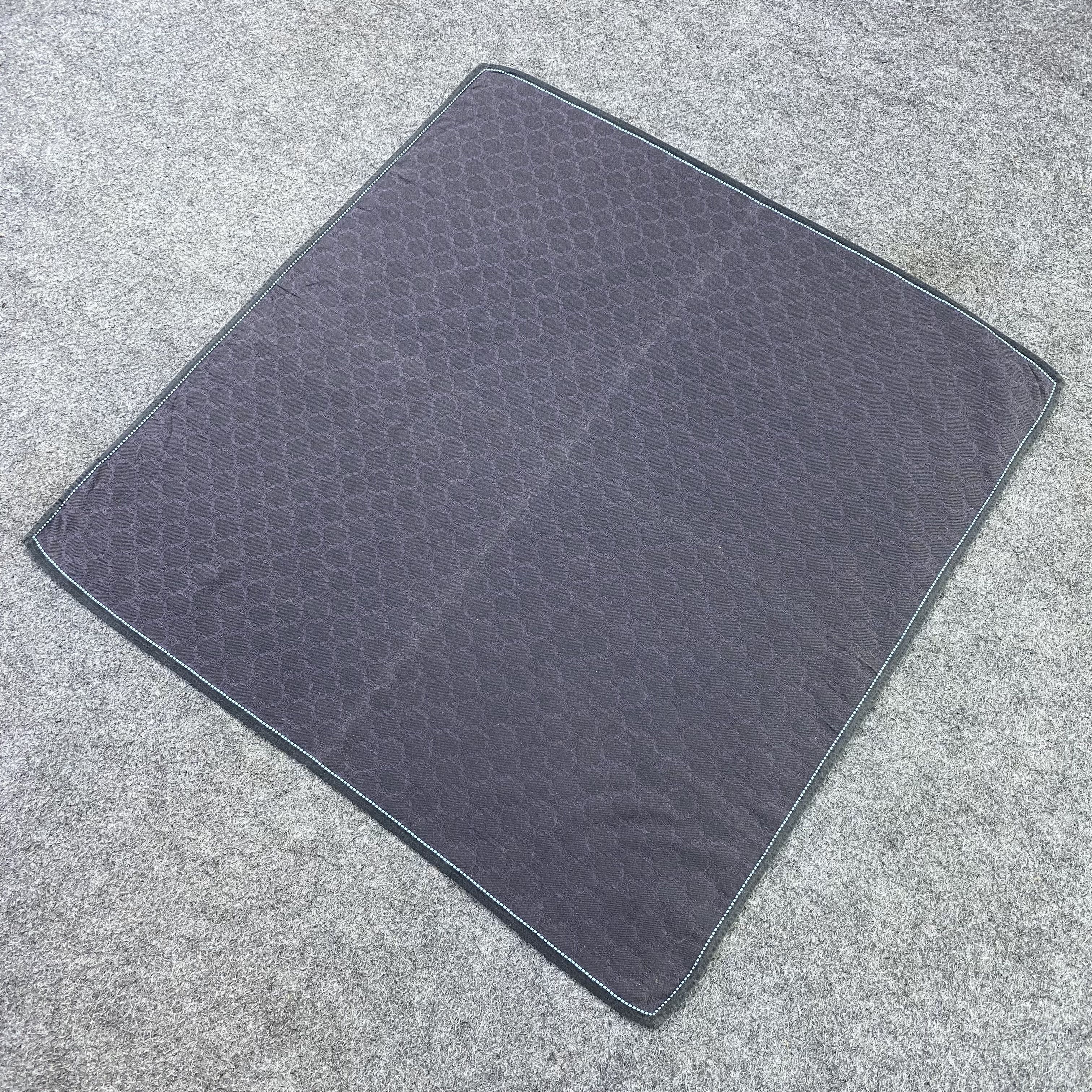 Celine × Vintage Celine Handkerchief / Bandana /Neckerchief / Headscarf-B1135 Size ONE SIZE - 4 Thumbnail