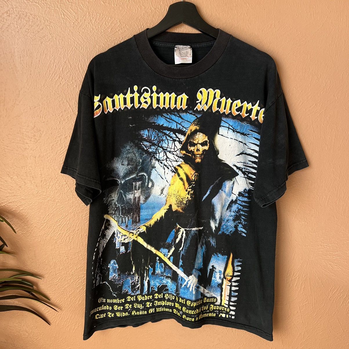 Image of Vintage Rock Revolucion Santisima Muerte T Shirt 00S Y2K in Black, Men's (Size XL)