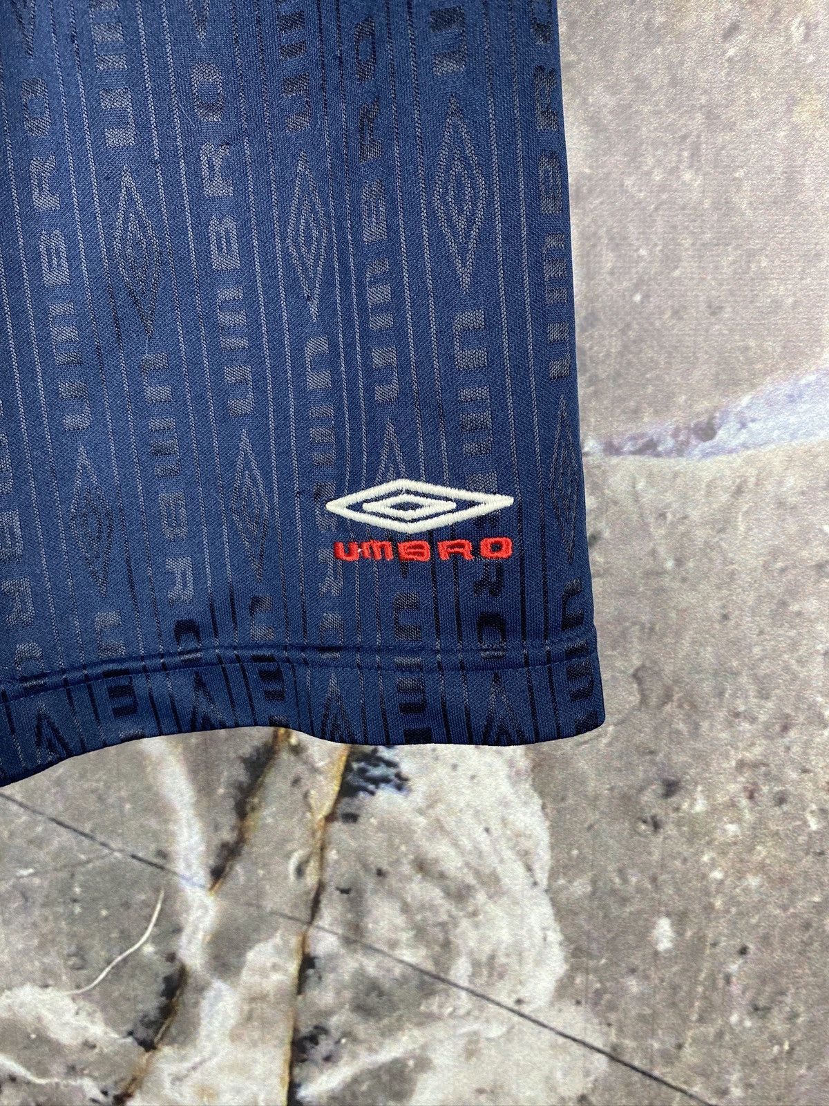 Umbro Men’s Umbro Sportswear Shorts Monogram Size Medium Size US 34 / EU 50 - 4 Thumbnail