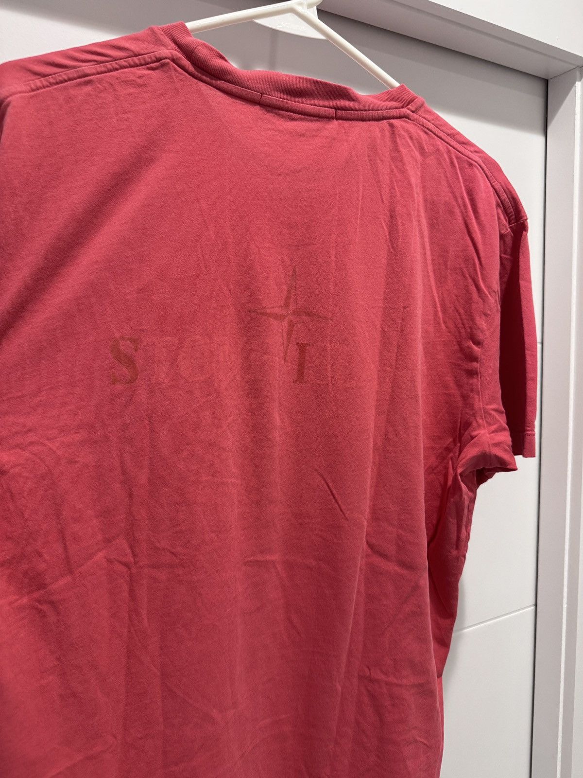 Stone Island Stone Island Compass Logo Fuchsia Pink Tee Size XL (fits L) Size US XL / EU 56 / 4 - 8 Thumbnail