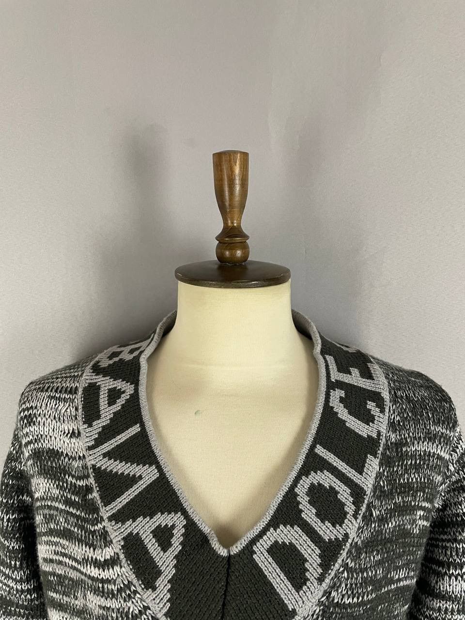 Dolce & Gabbana Dolce&Gabbana Sweater Grey Big Logo Cardigan Size US M / EU 48-50 / 2 - 3 Thumbnail