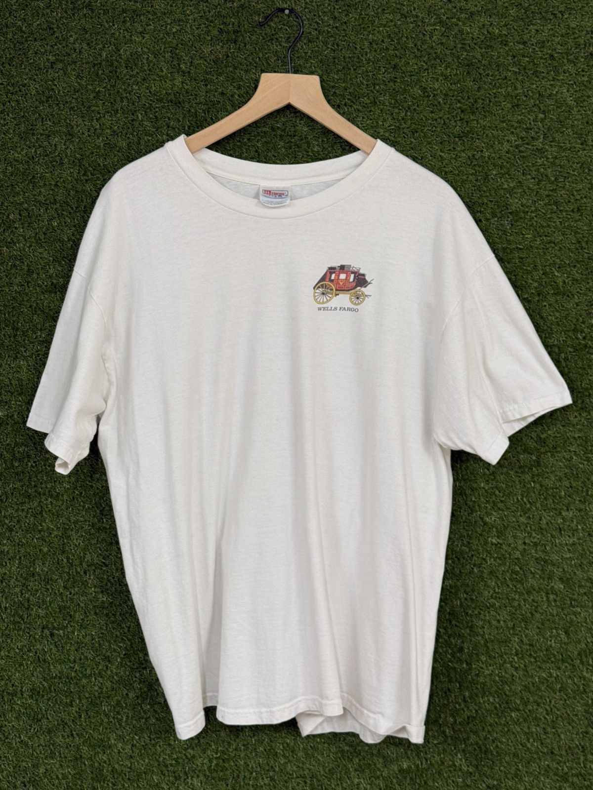 Hanes Vintage Hanes Wells Fargo Banking Logo Wagon Tee Heavyweight Size US XL / EU 56 / 4 - 1 Thumbnail