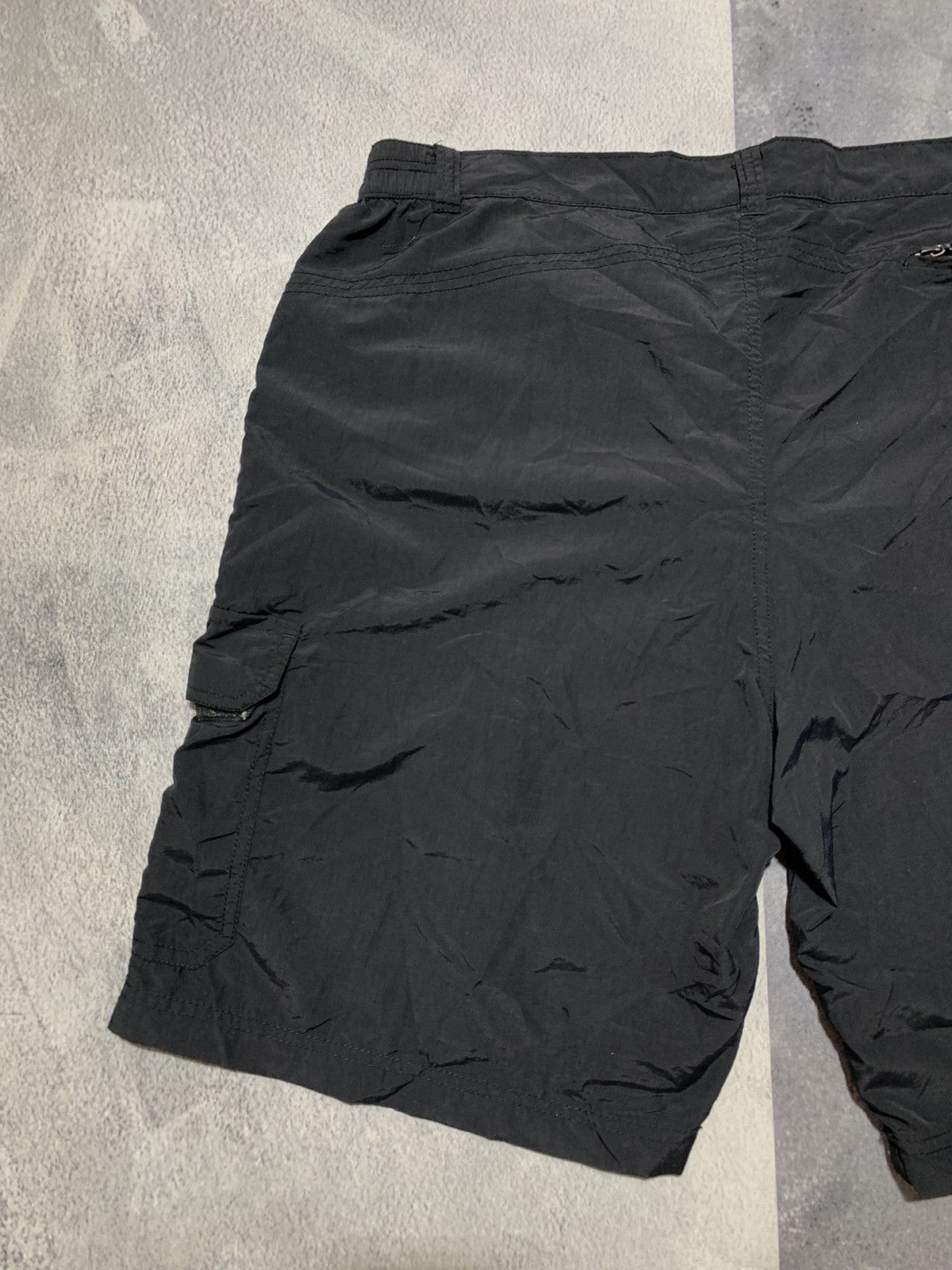 Vintage Vintage Y2K cargo nylon shorts outdoor style size XL Size US 36 / EU 52 - 7 Thumbnail
