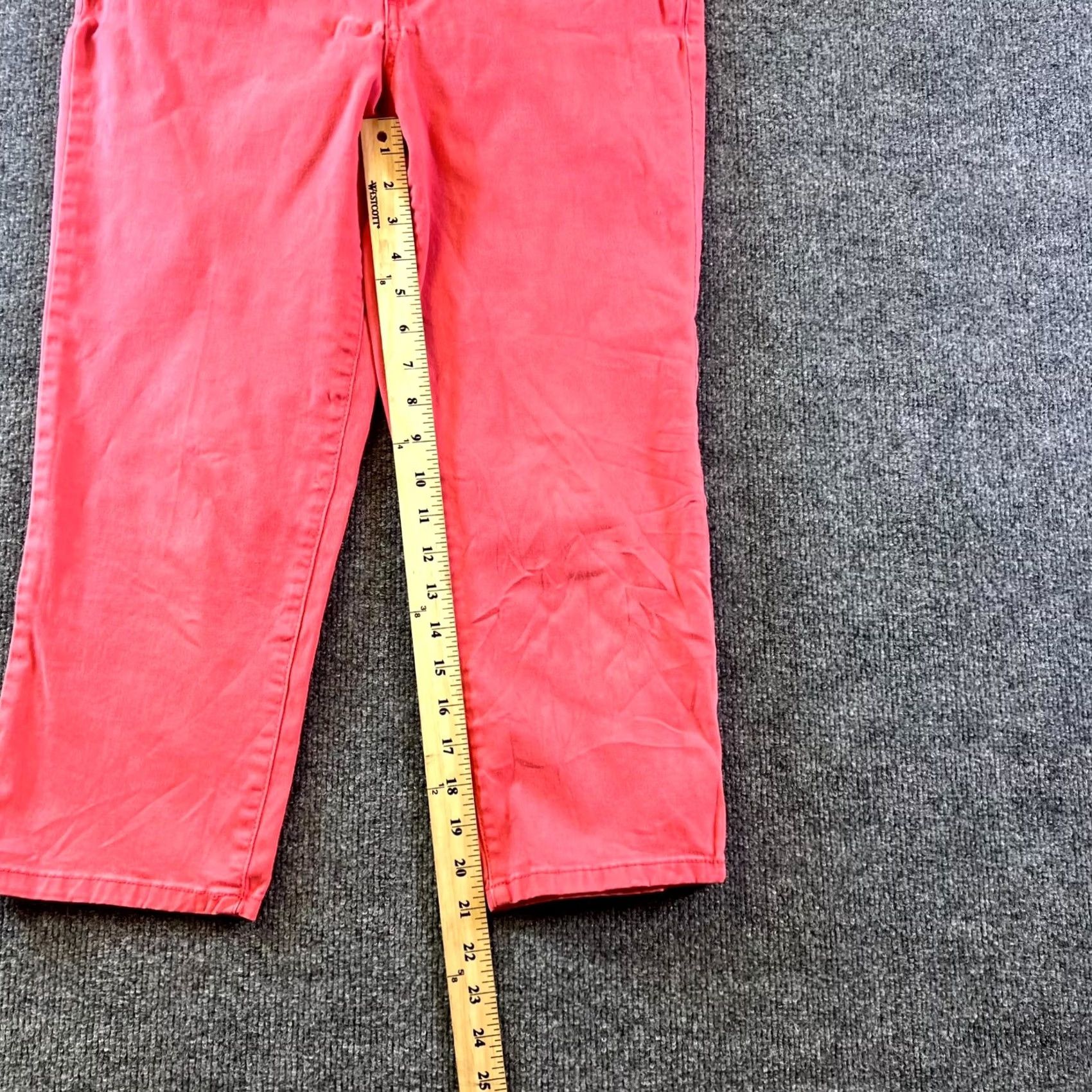 Vintage Bandolino Selene Capri Pant Womens 10 Pink Cotton Preppy Career Formal Stretch Size 32" / US 10 / IT 46 - 3 Thumbnail