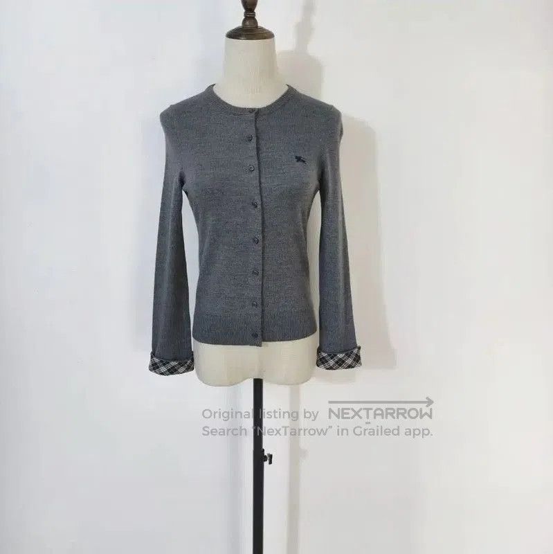 Burberry Burberry Gray Wool Long Sleeve Cardigan for Women. Size M / US 6-8 / IT 42-44 - 1 Thumbnail