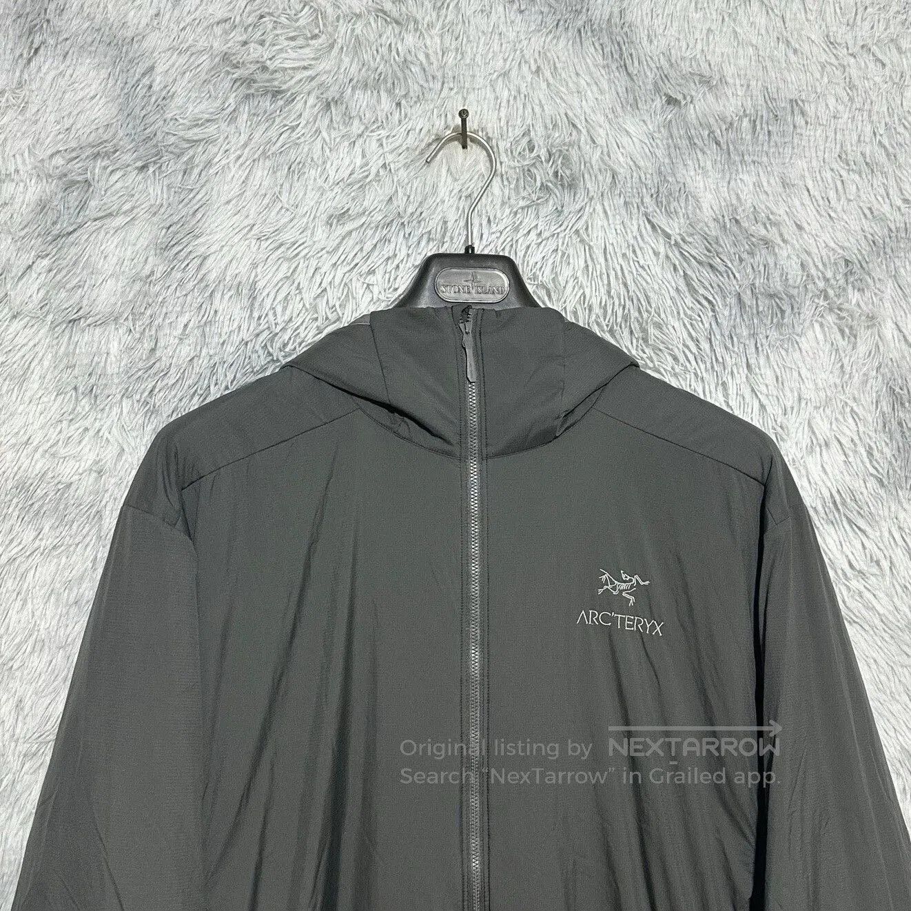 Arc'teryx Arcteryx Atom LT Hoody in Water Wave Gray. Size US S / EU 44-46 / 1 - 2 Thumbnail