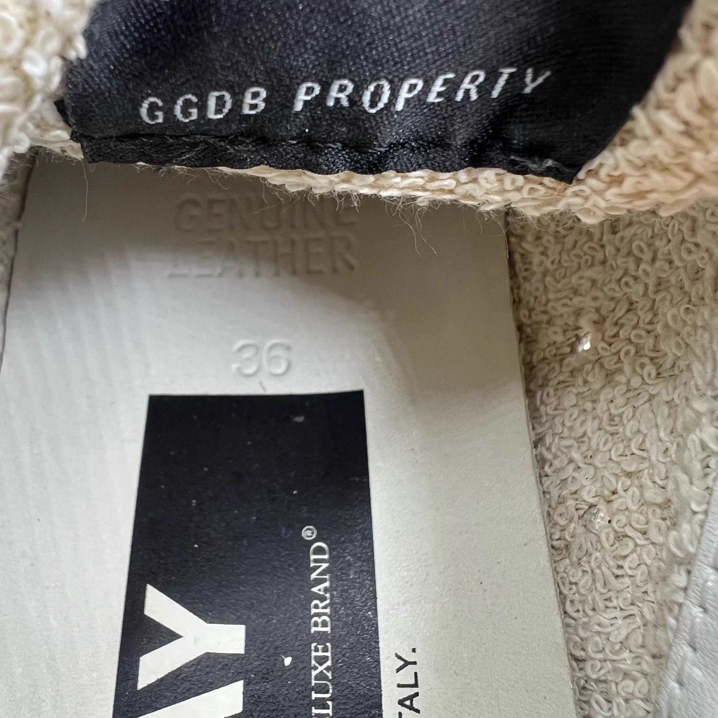 Golden Goose Golden Goose GGDB Silver Tail White Sneakers 36/95% New Size US 5 / IT 35 - 6 Thumbnail