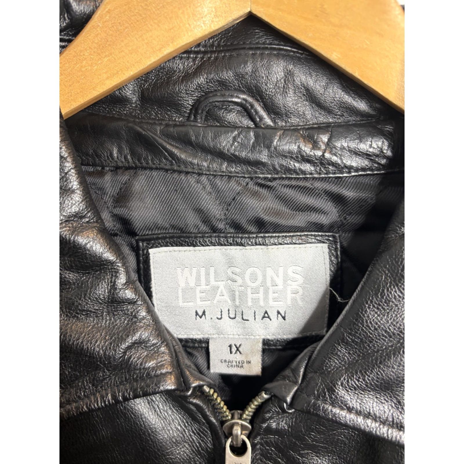 Vintage VINTAGE Wilsons Leather Jacket Mens 1X Black Bomber 90s M. Julian Thinsulate Gloves Jacket Coat Long Solid Zip Mens Size XL / US 12-14 / IT 48-50 - 4 Thumbnail