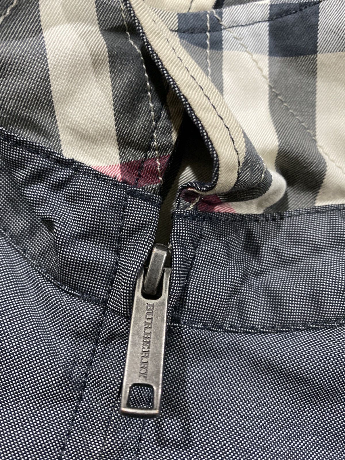 Burberry vintage BURBERRY LONDON JACKET BOMBER nice design Size US L / EU 52-54 / 3 - 21 Thumbnail
