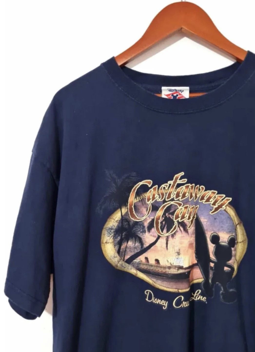 Vintage Disney vintage castaway cay cruise t shirt navy XL 90s Size US XL / EU 56 / 4 - 2 Thumbnail
