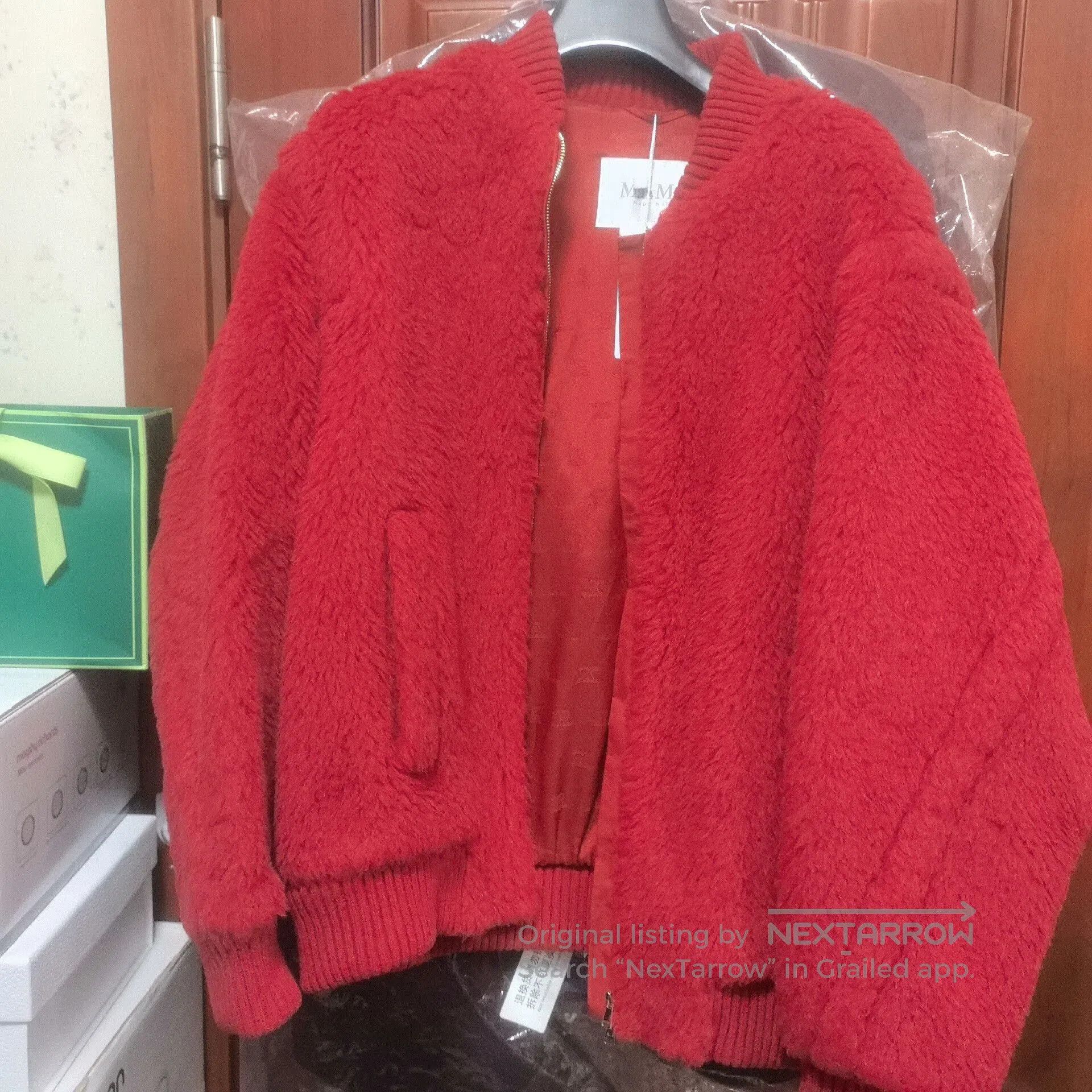 Other maxmara red teddy bear short coat. Size US S / EU 44-46 / 1 - 1 Thumbnail