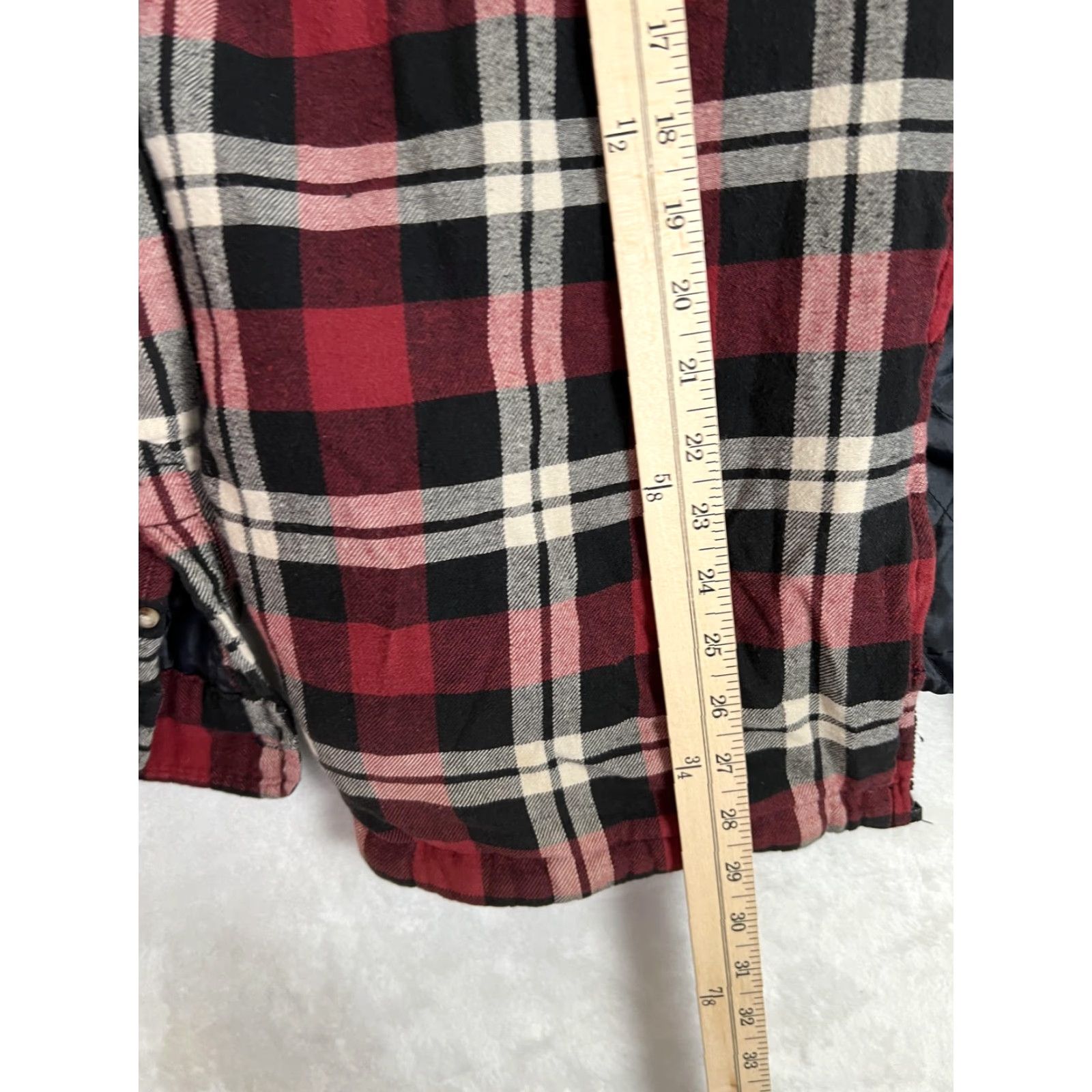 Wrangler VTG Wrangler Riggs Workwear Jacket Mens M Red Plaid Hooded Quilted Shacket Size US M / EU 48-50 / 2 - 5 Thumbnail