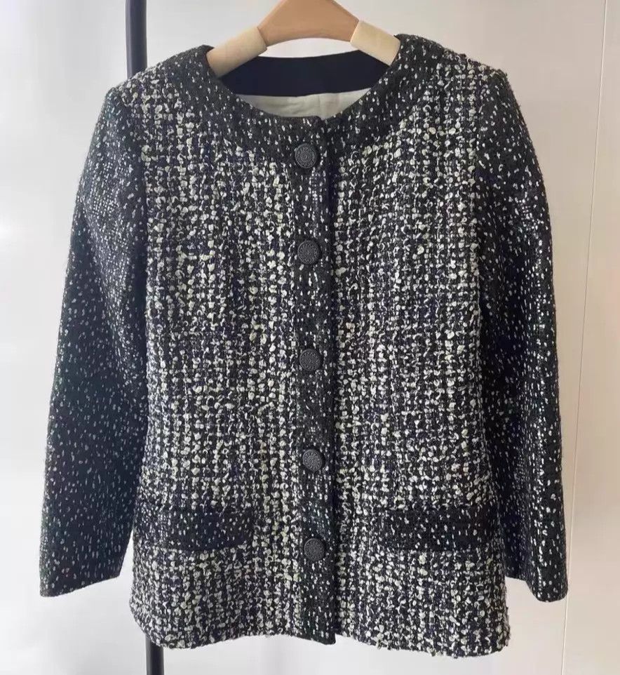 Chanel Chanel Women's Jacket Size XS / US 0-2 / IT 36-38 - 1 Thumbnail