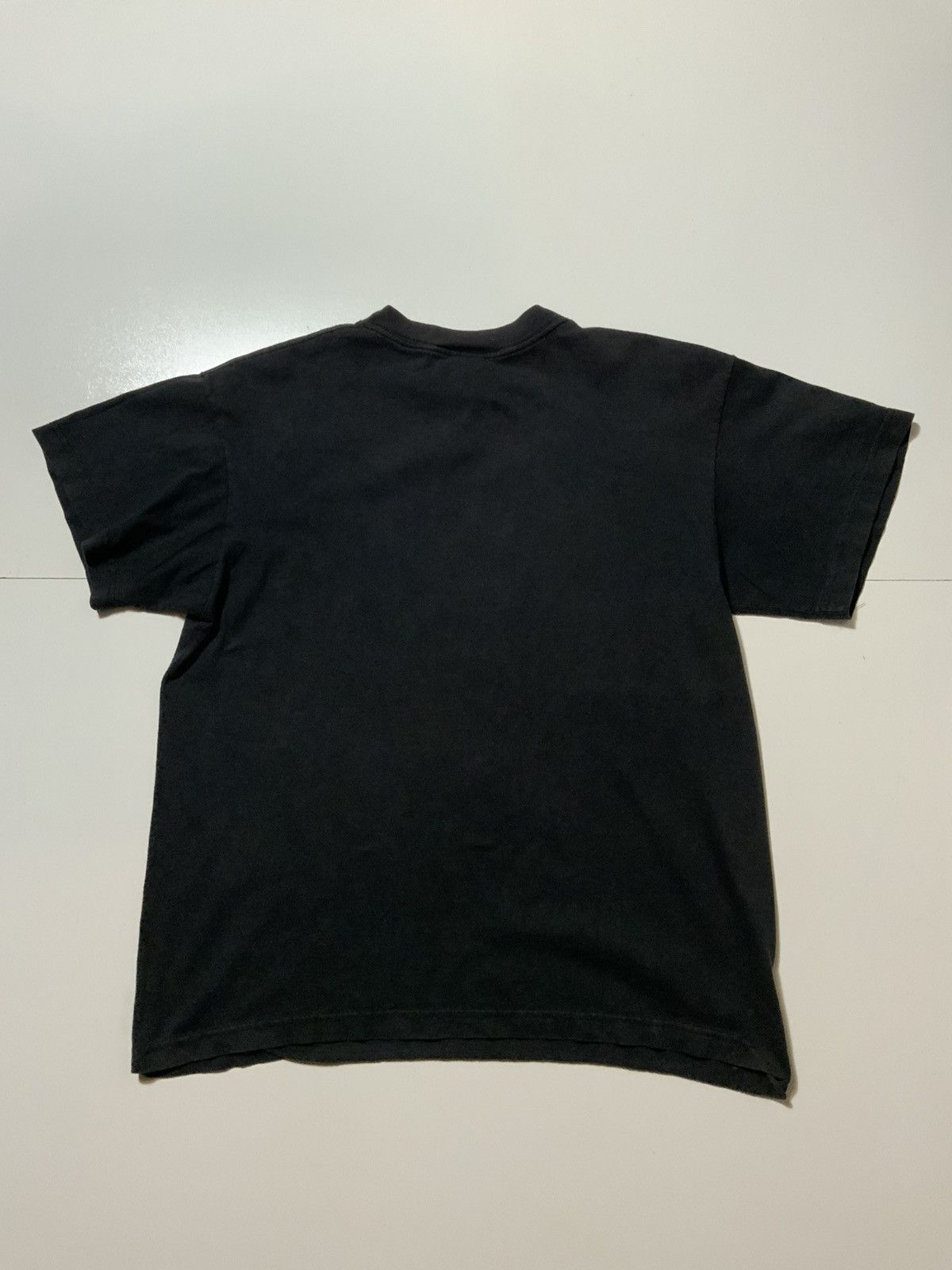 Vintage Vintage 90s Lisa Deane Saint Germain Faded Graphic T-Shirt Size US L / EU 52-54 / 3 - 3 Thumbnail