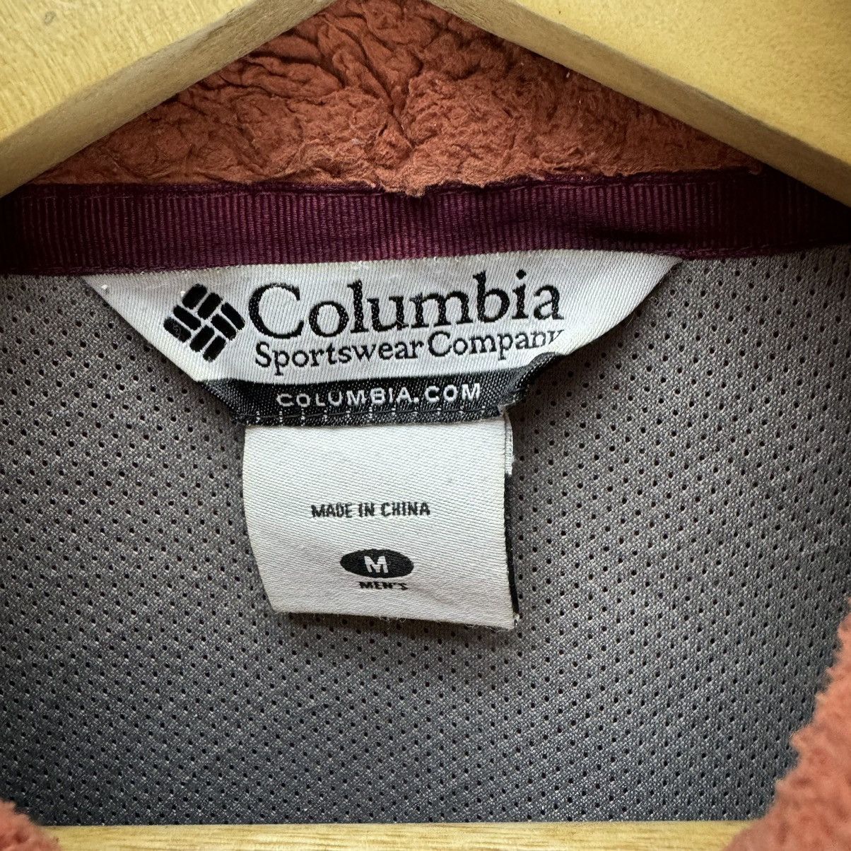 Columbia ☀️COLUMBIA DUPONT CLASSIC FLEECE VEST Size US M / EU 48-50 / 2 - 9 Thumbnail
