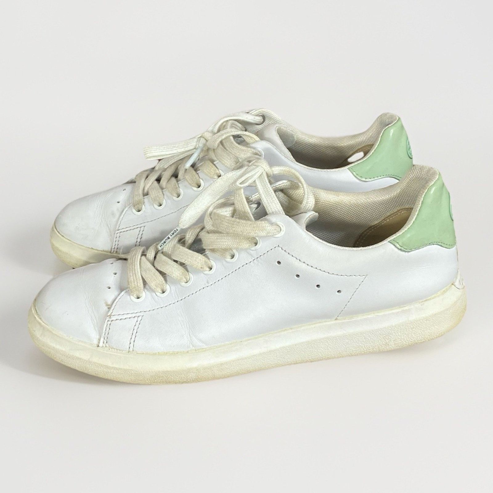 Tory Burch Tory Burch 82776 Howell Court Sneaker White Leather 7 Size US 7 / IT 37 - 1 Thumbnail
