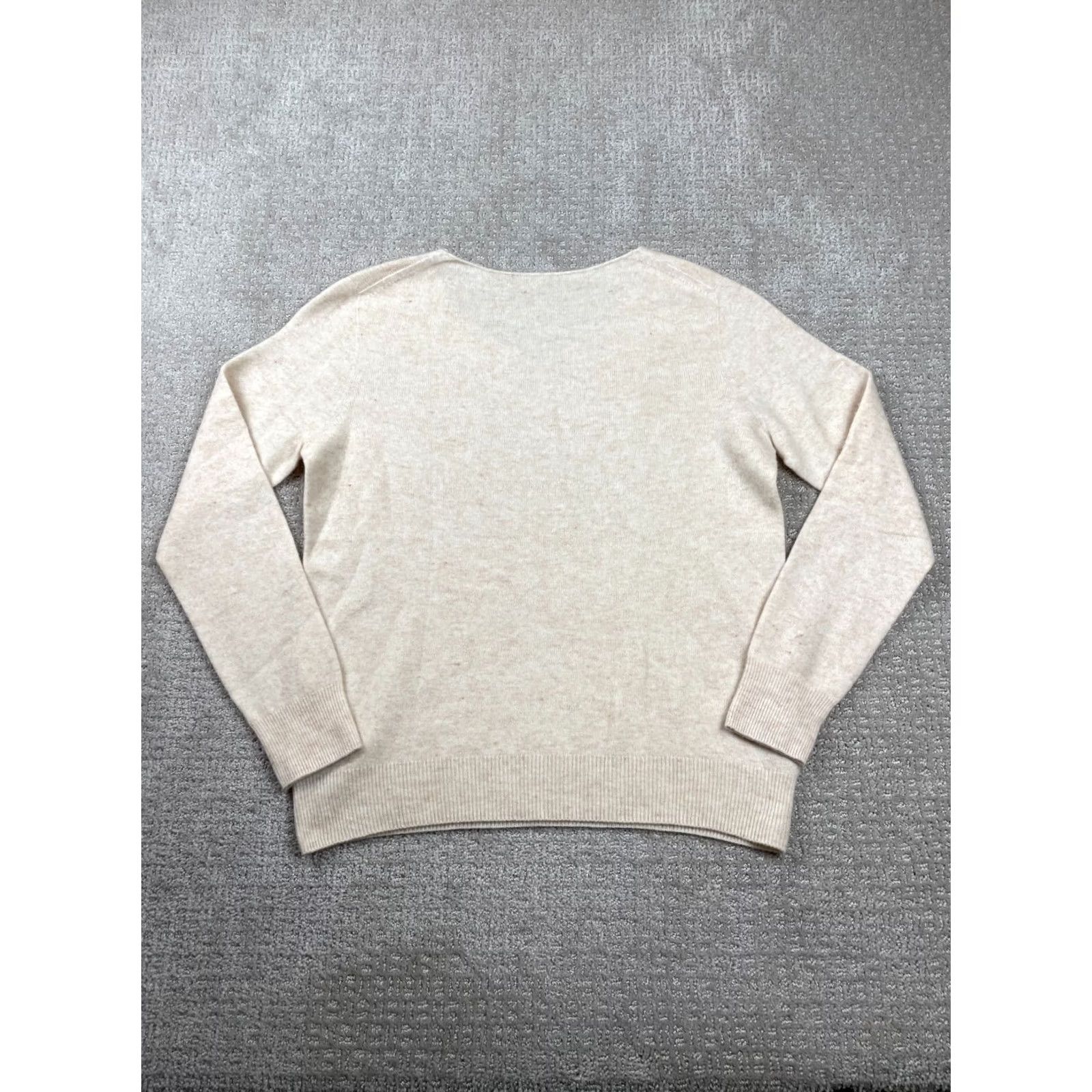Vintage Womens Sweater Pullover V-Neck Pink Medium Extrafine Merino Wool Long Sleeve Hand Wash Only Casual Winter Spring Size M / US 6-8 / IT 42-44 - 6 Thumbnail