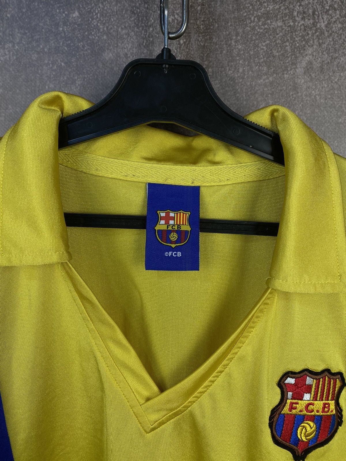 Vintage Barcelona 1982 -1985 Away Shirt Meyba Dream Team Score Drowe Size US L / EU 52-54 / 3 - 5 Thumbnail