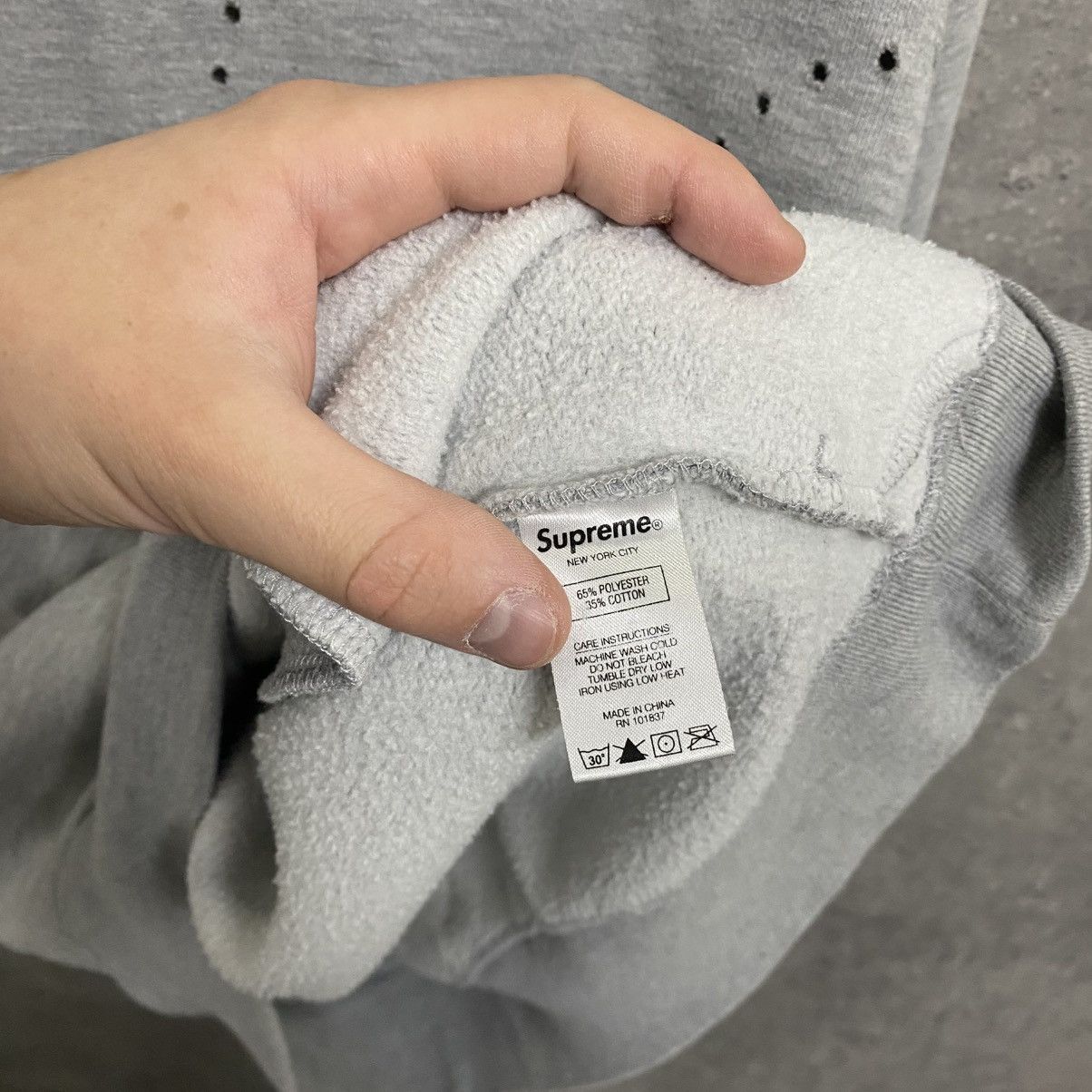 Supreme Supreme Laser Cut S Hoodie Size US XL / EU 56 / 4 - 15 Thumbnail