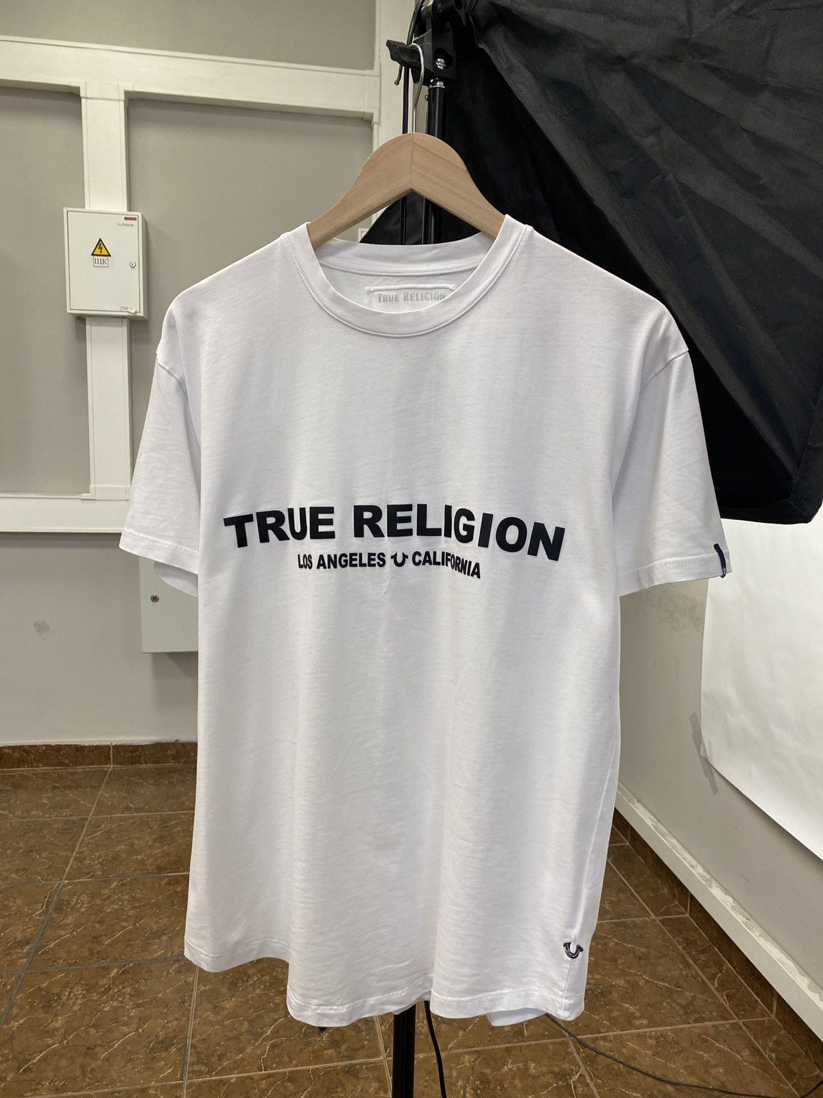 True Religion 🇺🇸 Vintage True Religion Los Angeles California T-Shirt Y2K Size US M / EU 48-50 / 2 - 1 Thumbnail