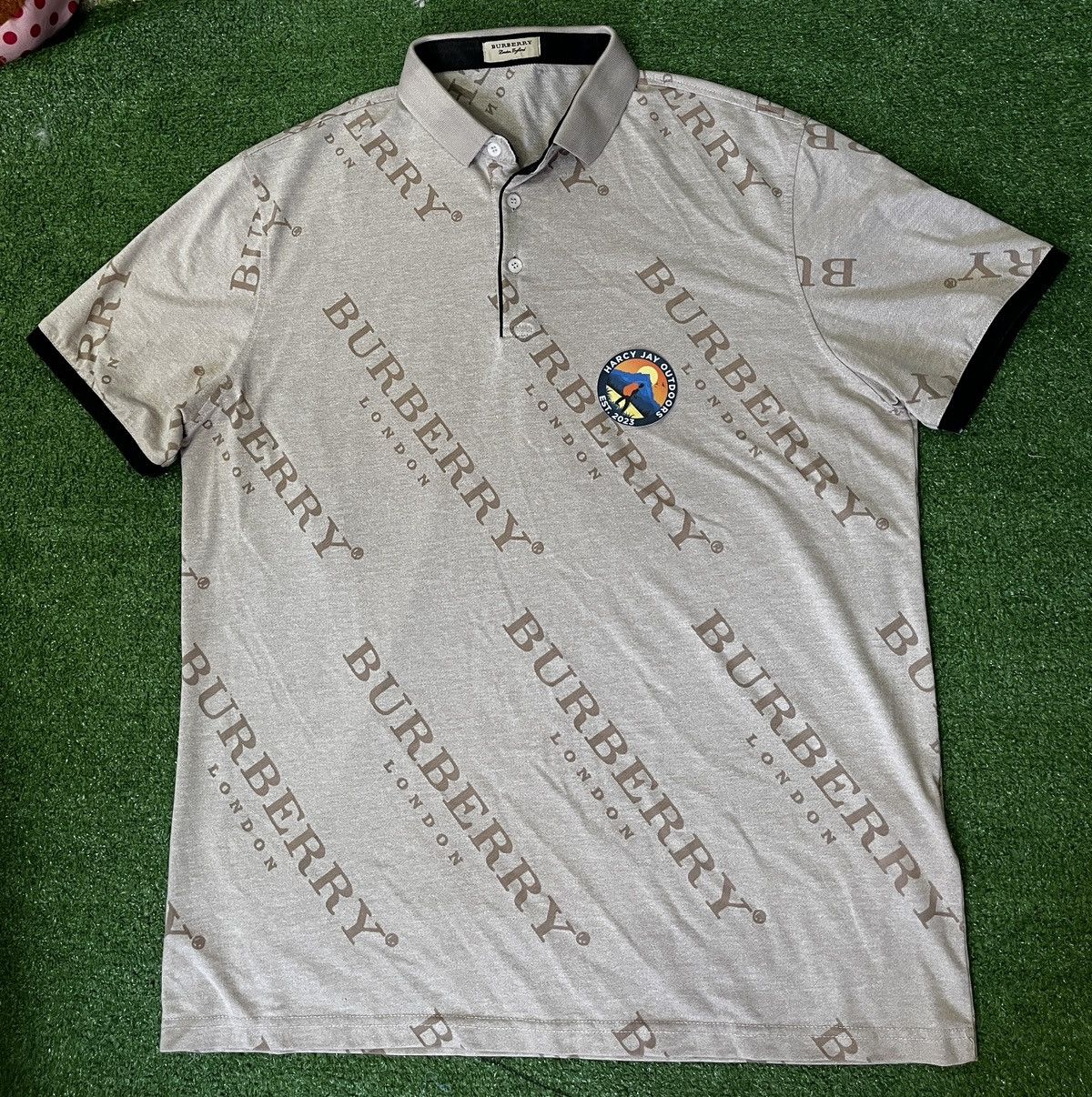 Burberry Burberry AOP Polo Size US L / EU 52-54 / 3 - 1 Thumbnail