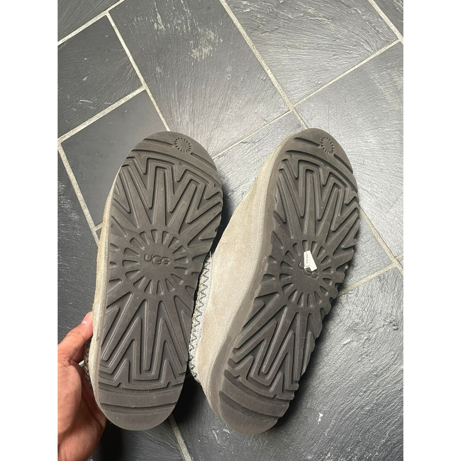Ugg Grey Lowtop Ugg Slip On Slides Size 11 Size US 11 / EU 44 - 2 Thumbnail