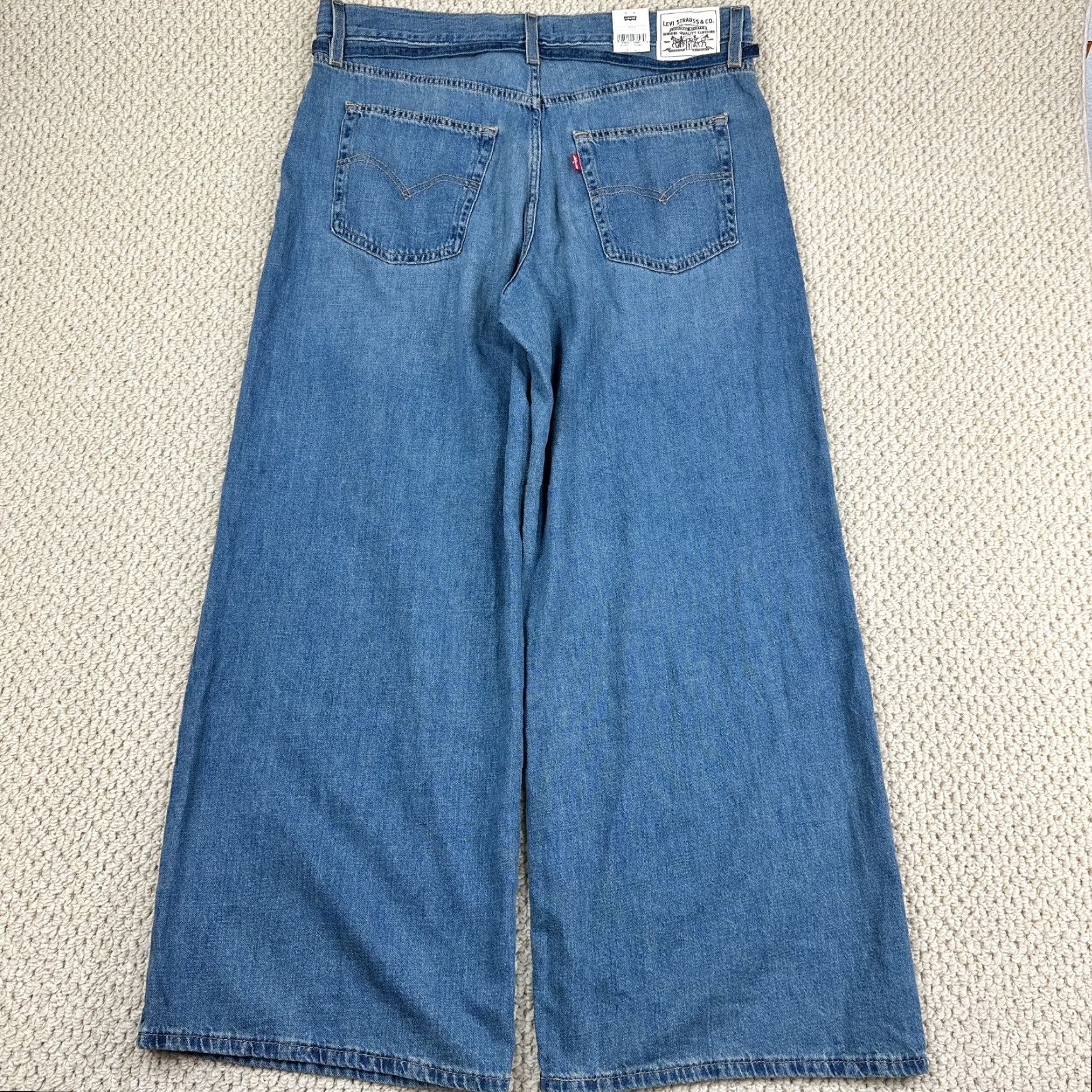 VINTAGE Levis XL Straight Jeans Women 32x31 Blue Denim Cotton Linen Wide Leg Baggy - Levi's Jeans - 80s Grunge Retro USA Mens?