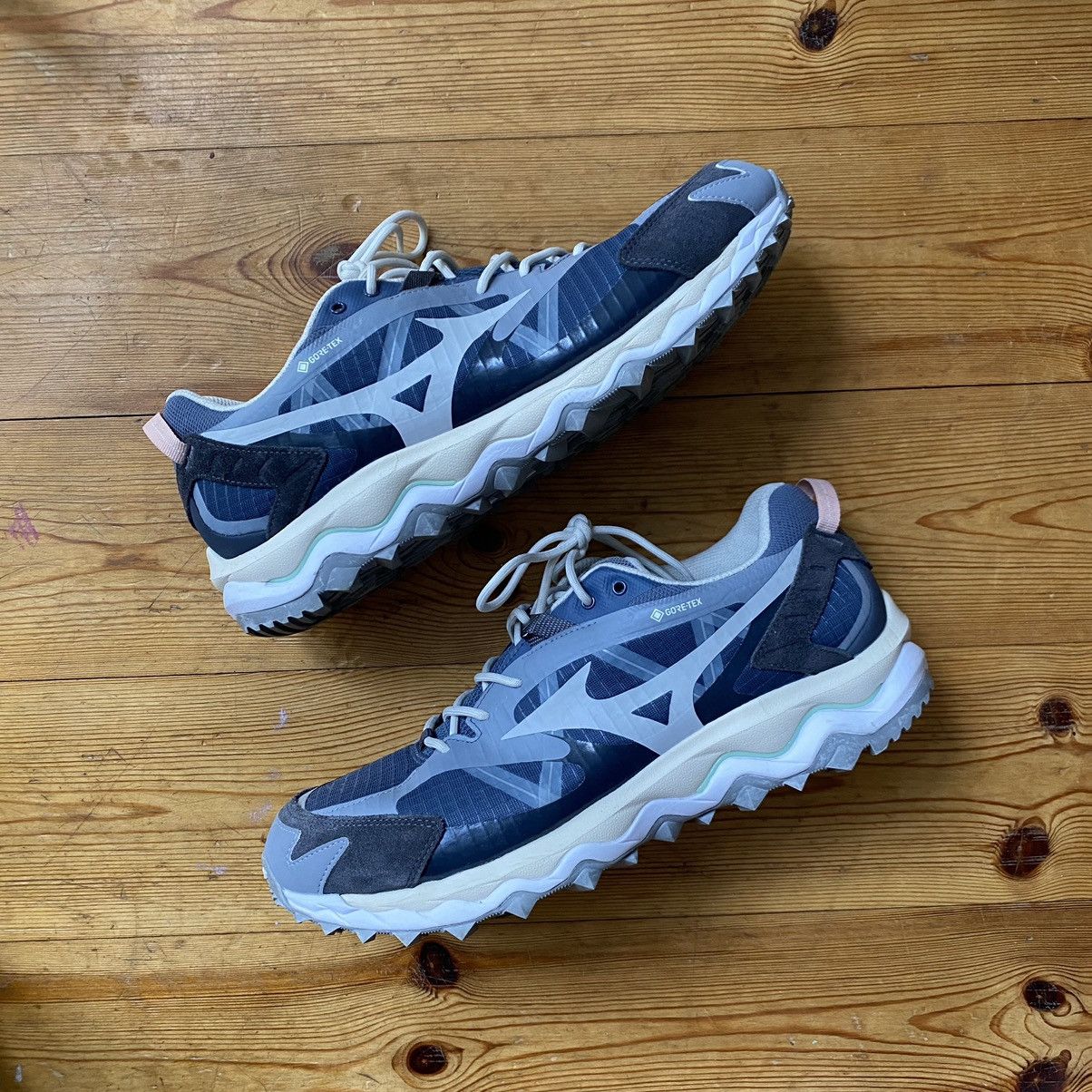 image of Goretex x Mizuno Wave Mujij Tl Gtx Shoes in Blue, Men's (Size 11.5)