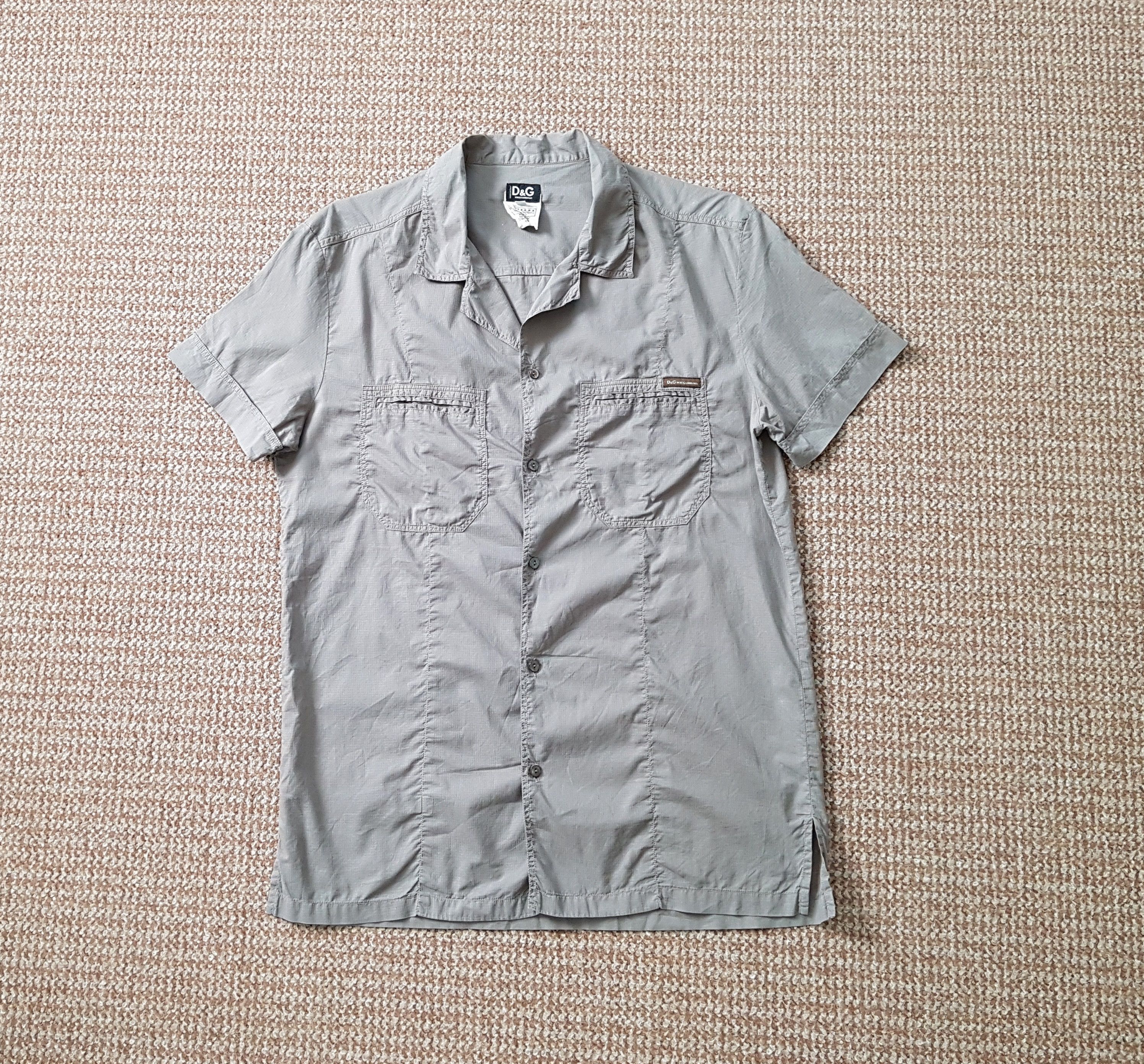 Dolce & Gabbana D&G Dolce & Gabbana Luxury Vintage Y2K Short Sleeve Shirt L Size US L / EU 52-54 / 3 - 1 Thumbnail