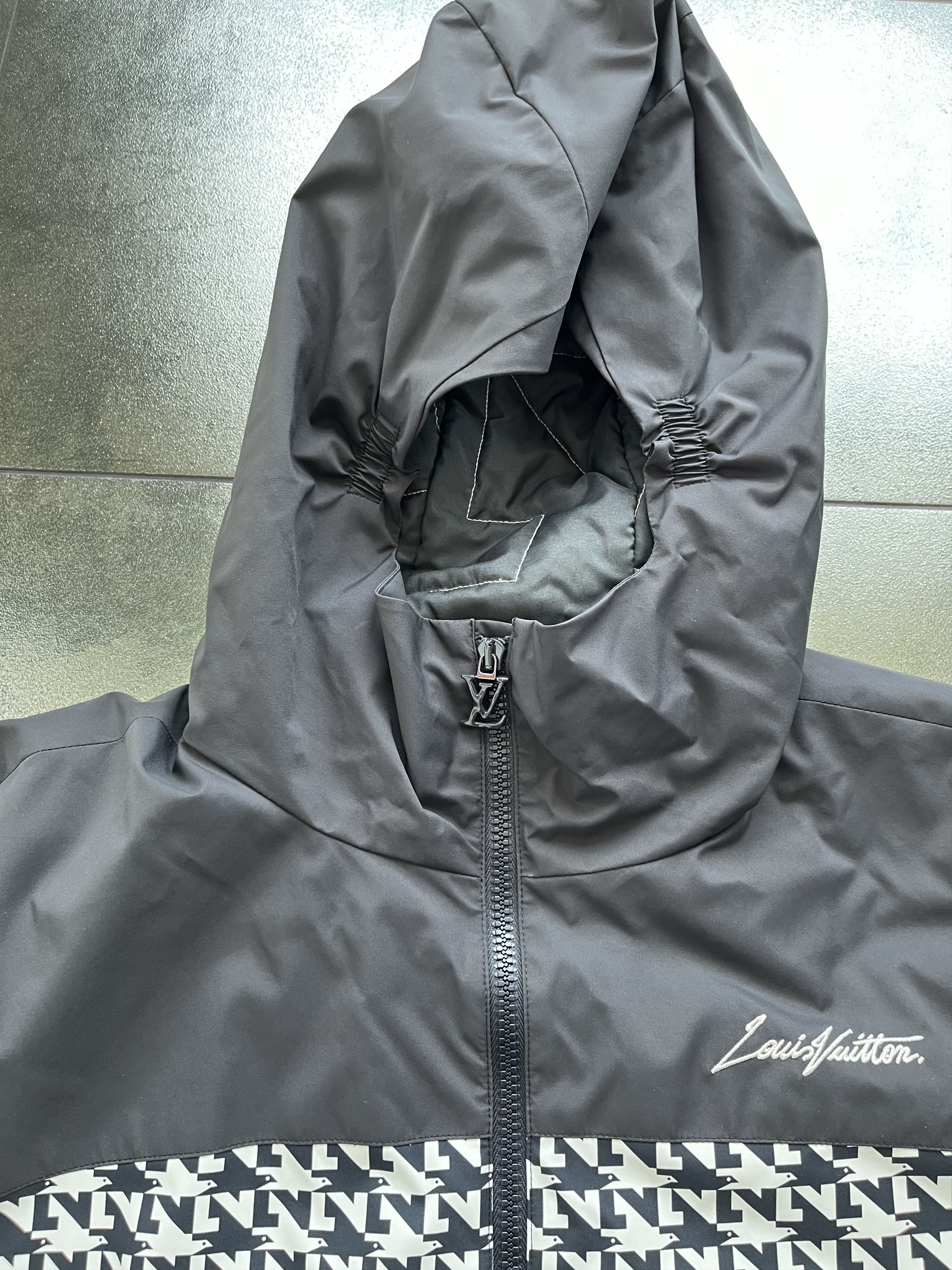Louis Vuitton Bicolor Dove Houndstooth Hooded Padded Jacket Size US M / EU 48-50 / 2 - 7 Thumbnail